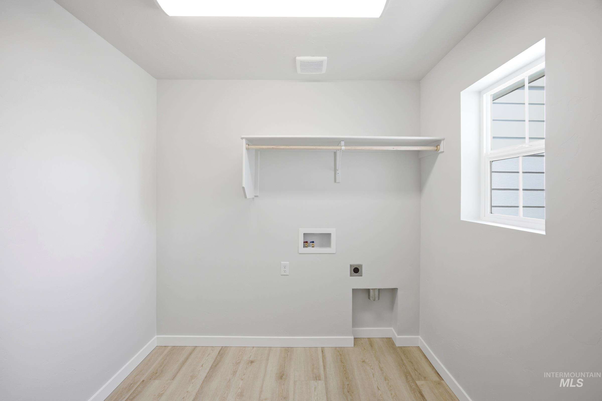 10870 Greensboro St Property Photo 12