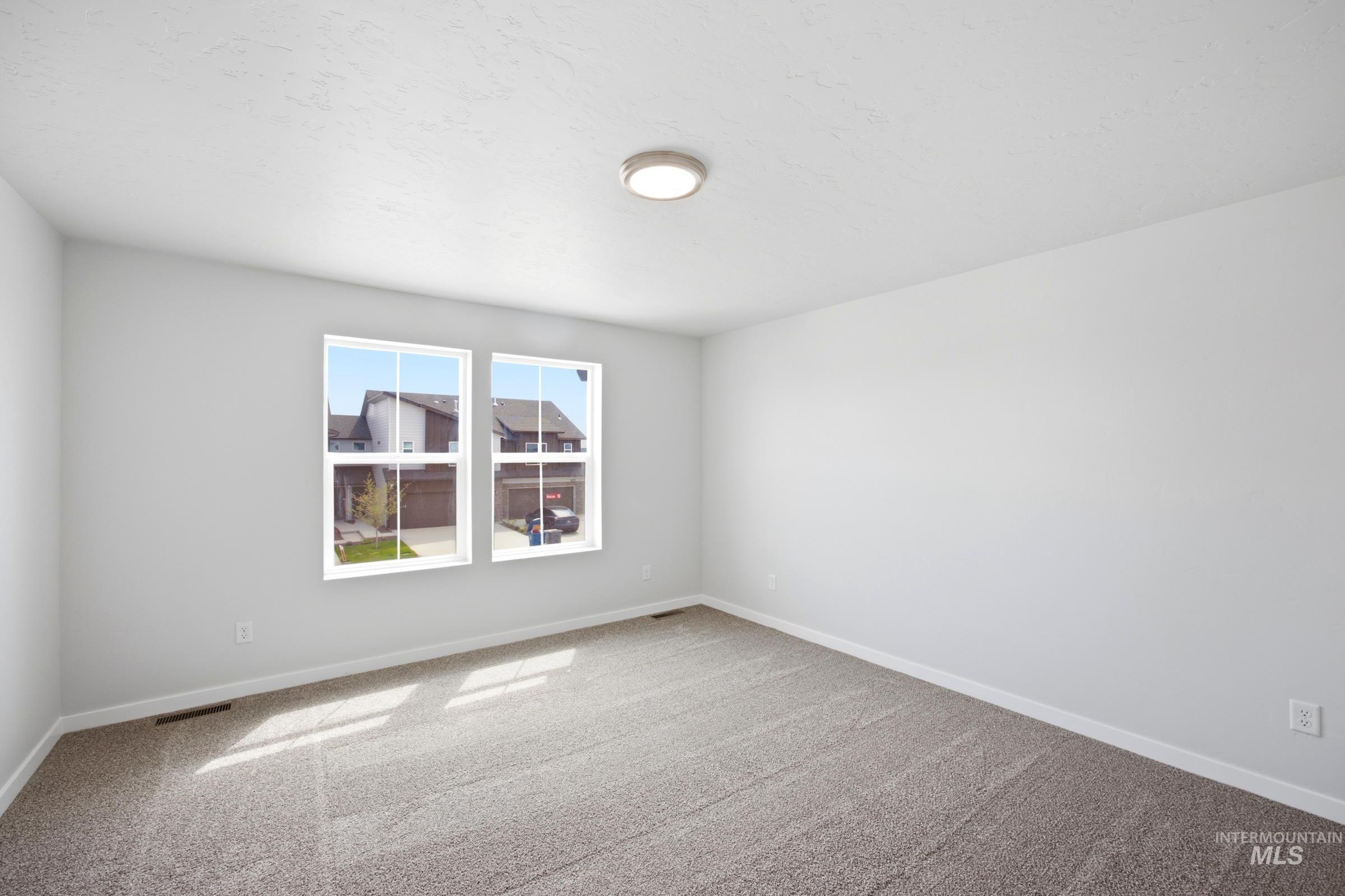10866 Greensboro St Property Photo 17