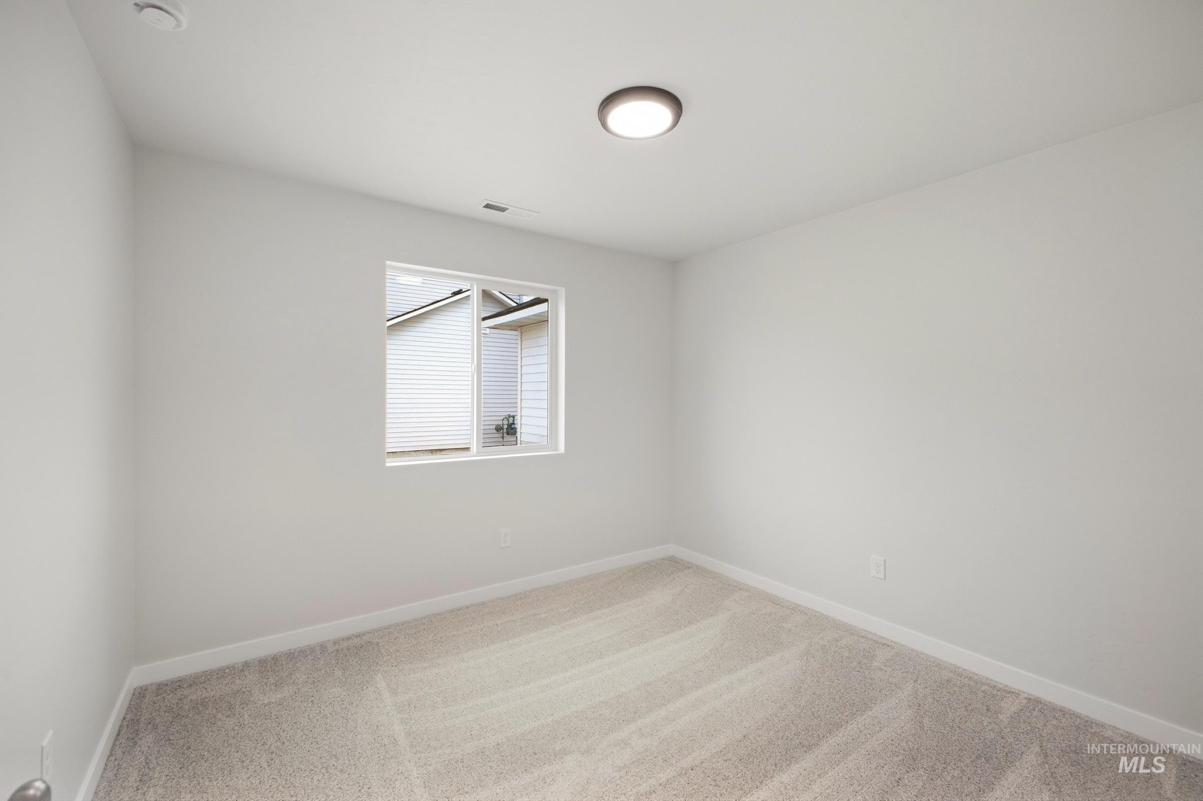 3165 W Animas Creek Dr Property Photo 9