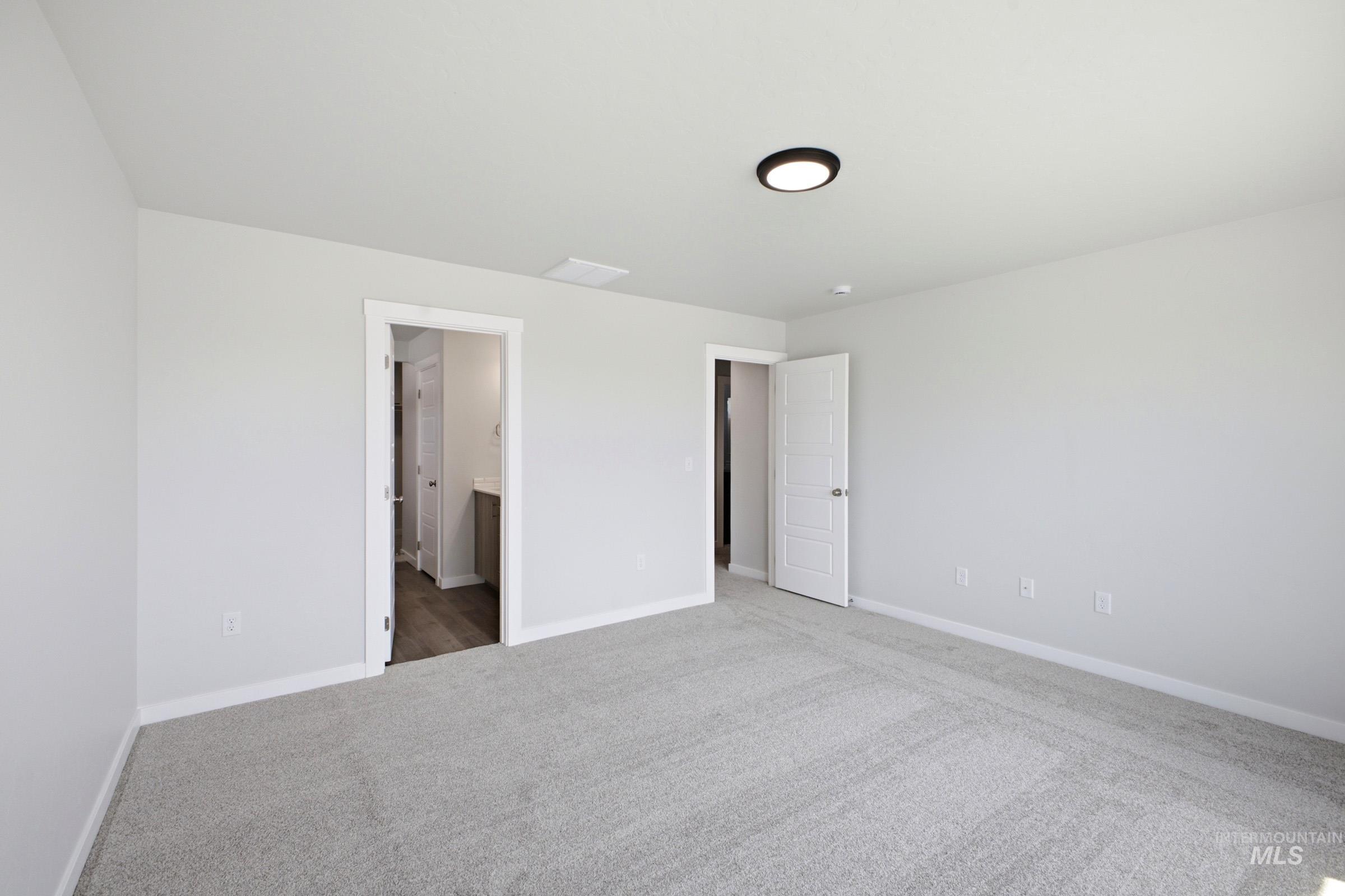 2308 W Red Jasper Dr Property Photo 24