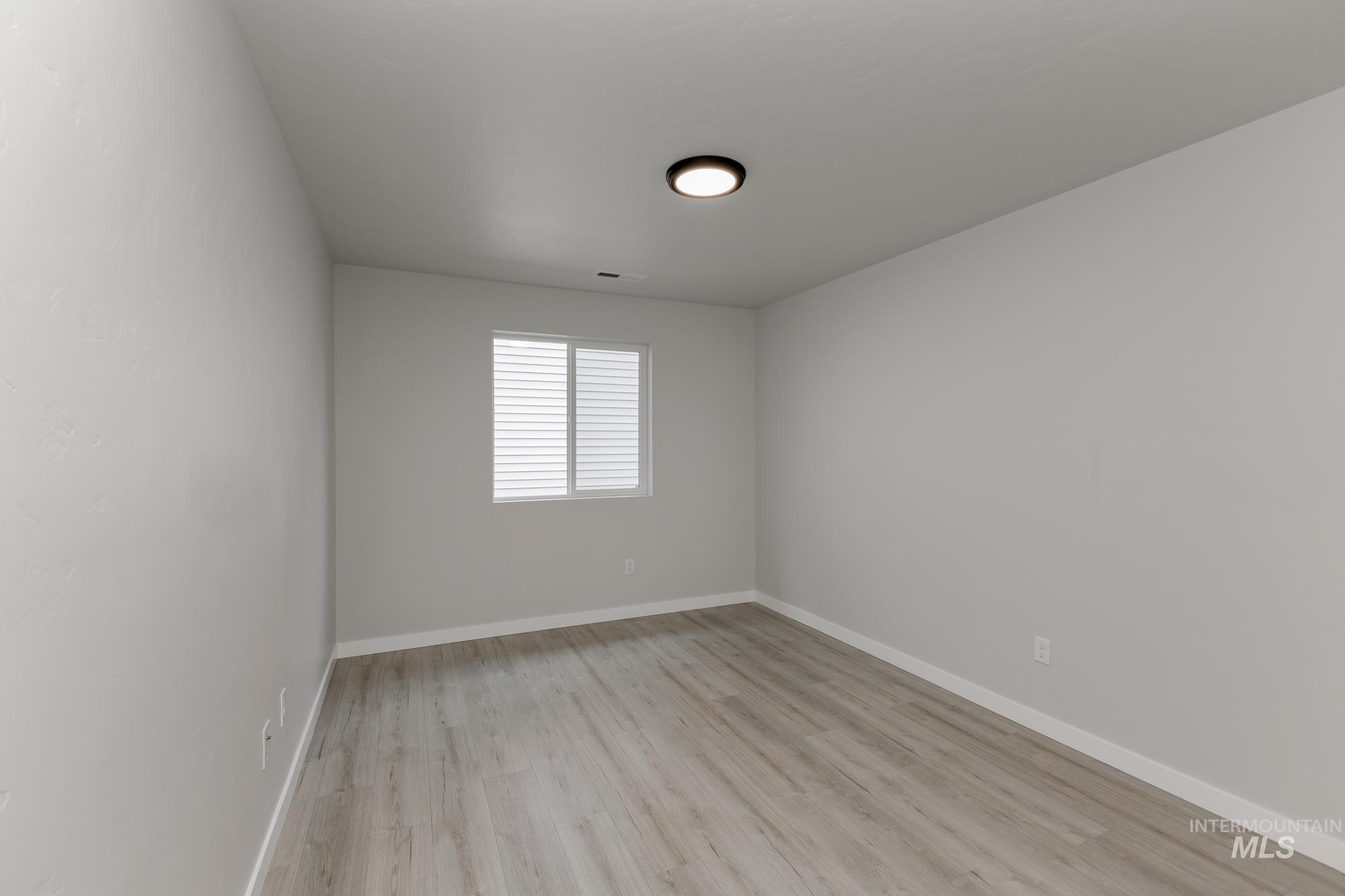 2562 W Tar Sands Dr Property Photo 10
