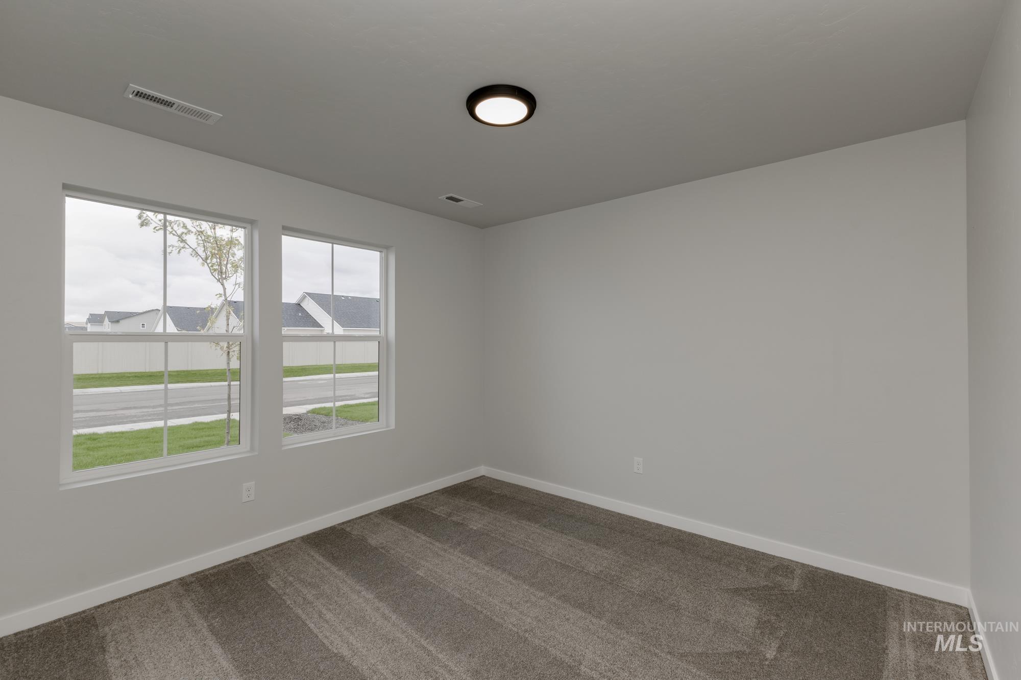 2562 W Tar Sands Dr Property Photo 11