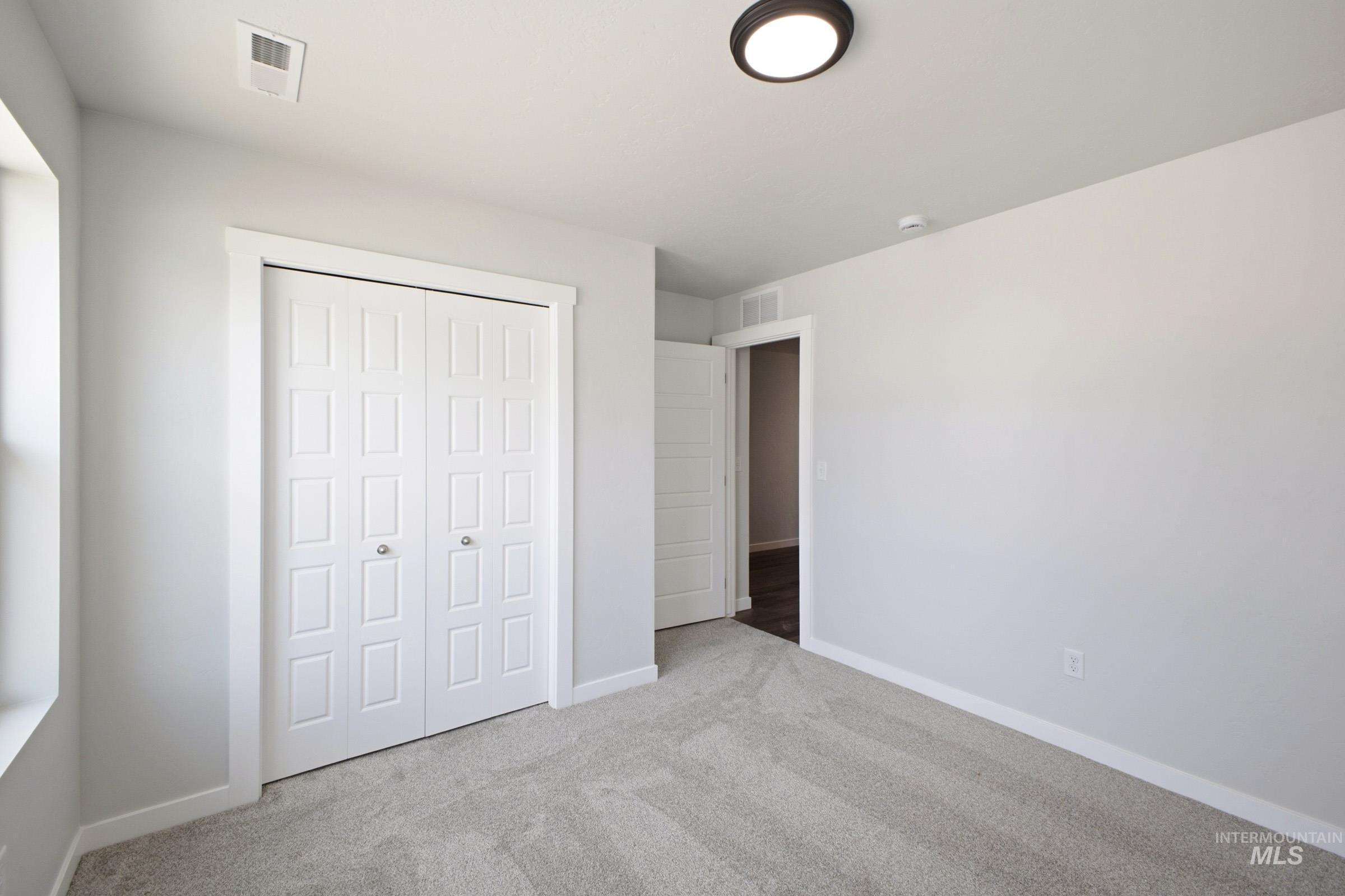 2562 W Tar Sands Dr Property Photo 14