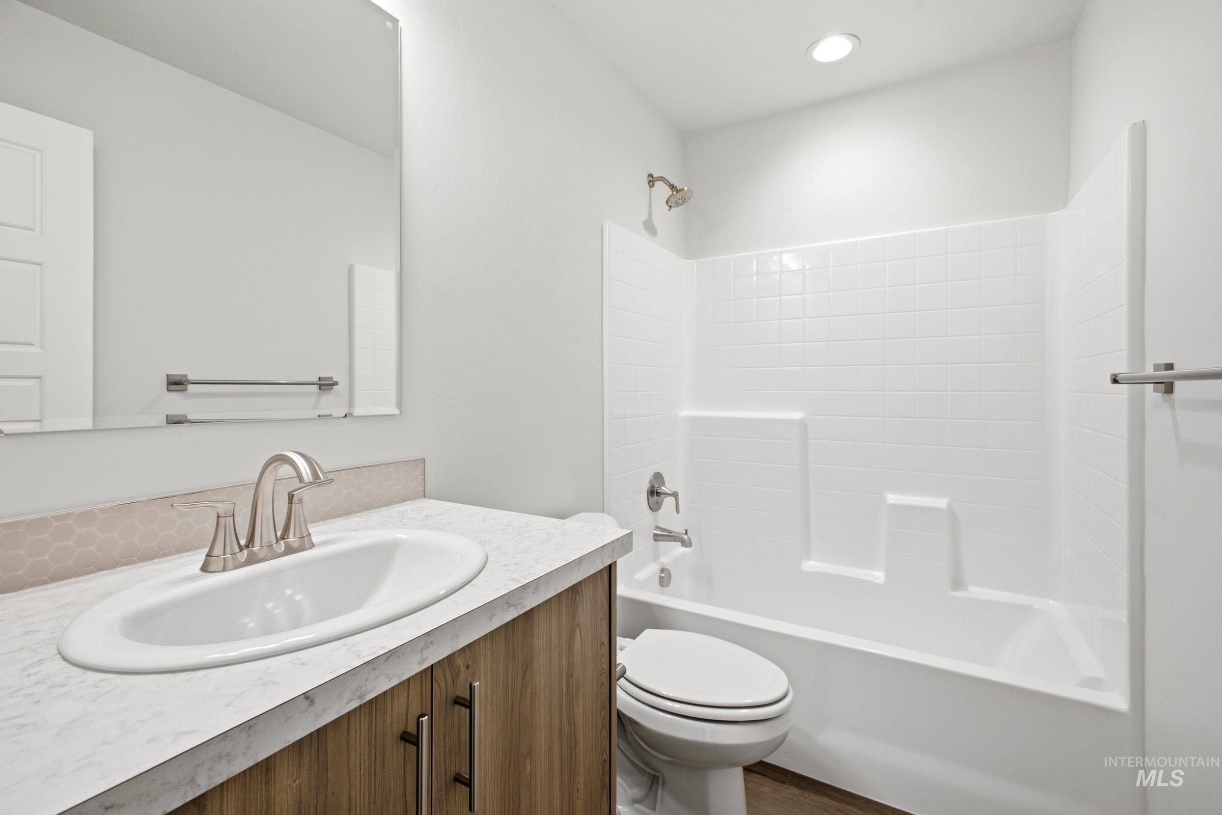 2562 W Tar Sands Dr Property Photo 16