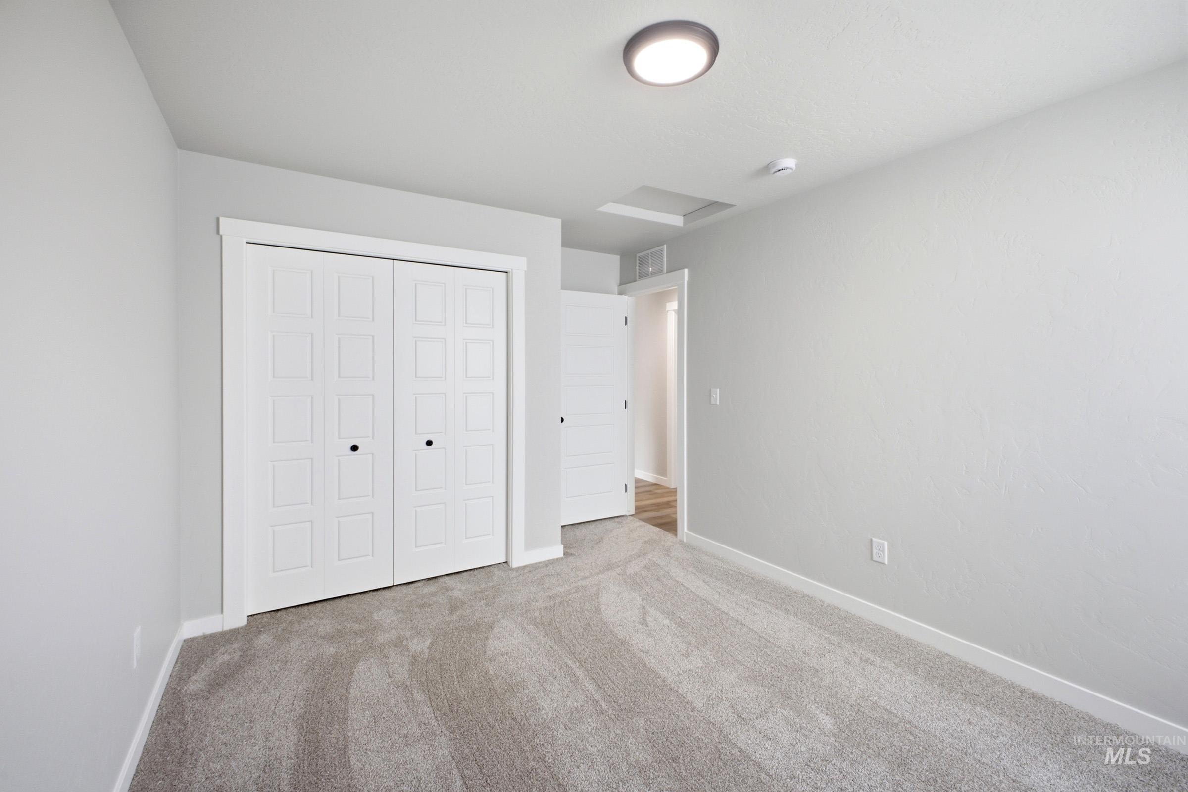 2570 W Tar Sands Dr Property Photo 12