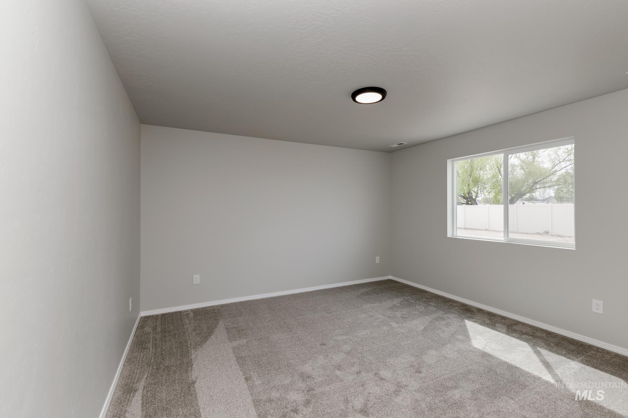 2334 W Penstemon St Property Photo 16