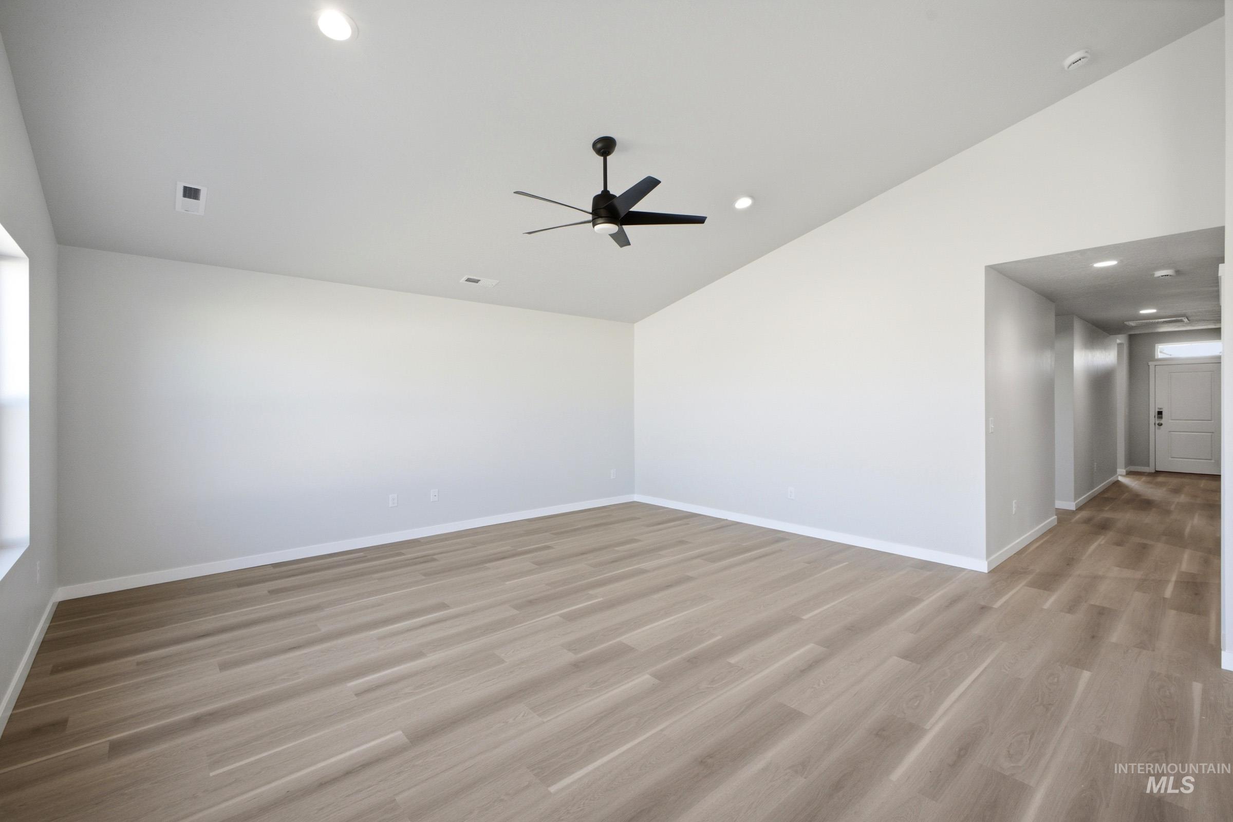2348 W Penstemon St Property Photo 7