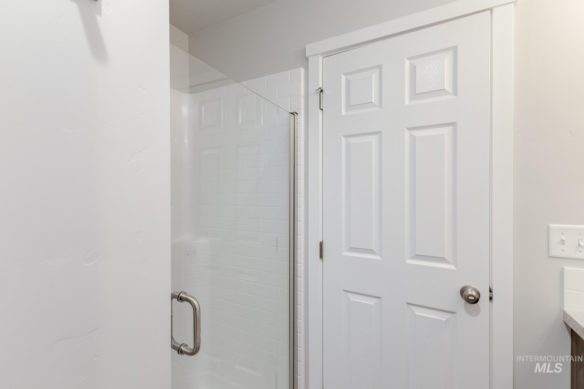 14068 Shiny Spruce St Property Photo 13