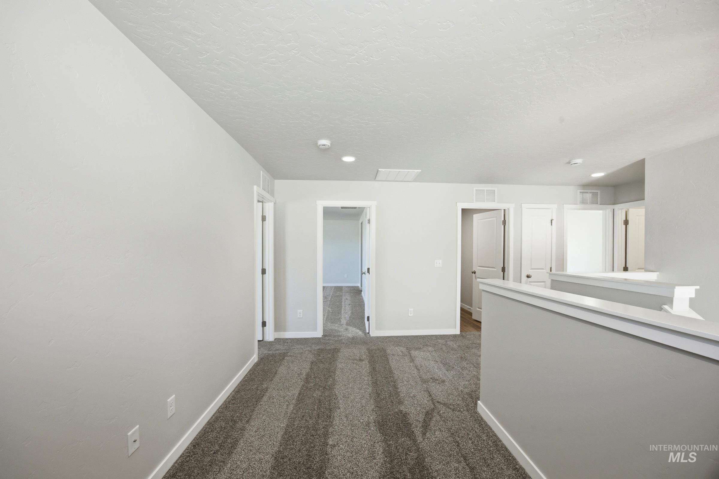14068 Shiny Spruce St Property Photo 16