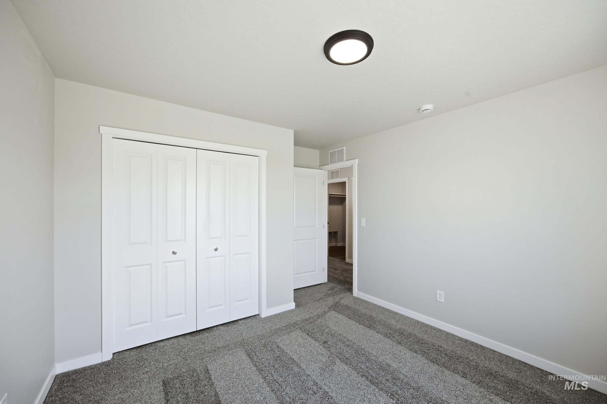 14068 Shiny Spruce St Property Photo 26