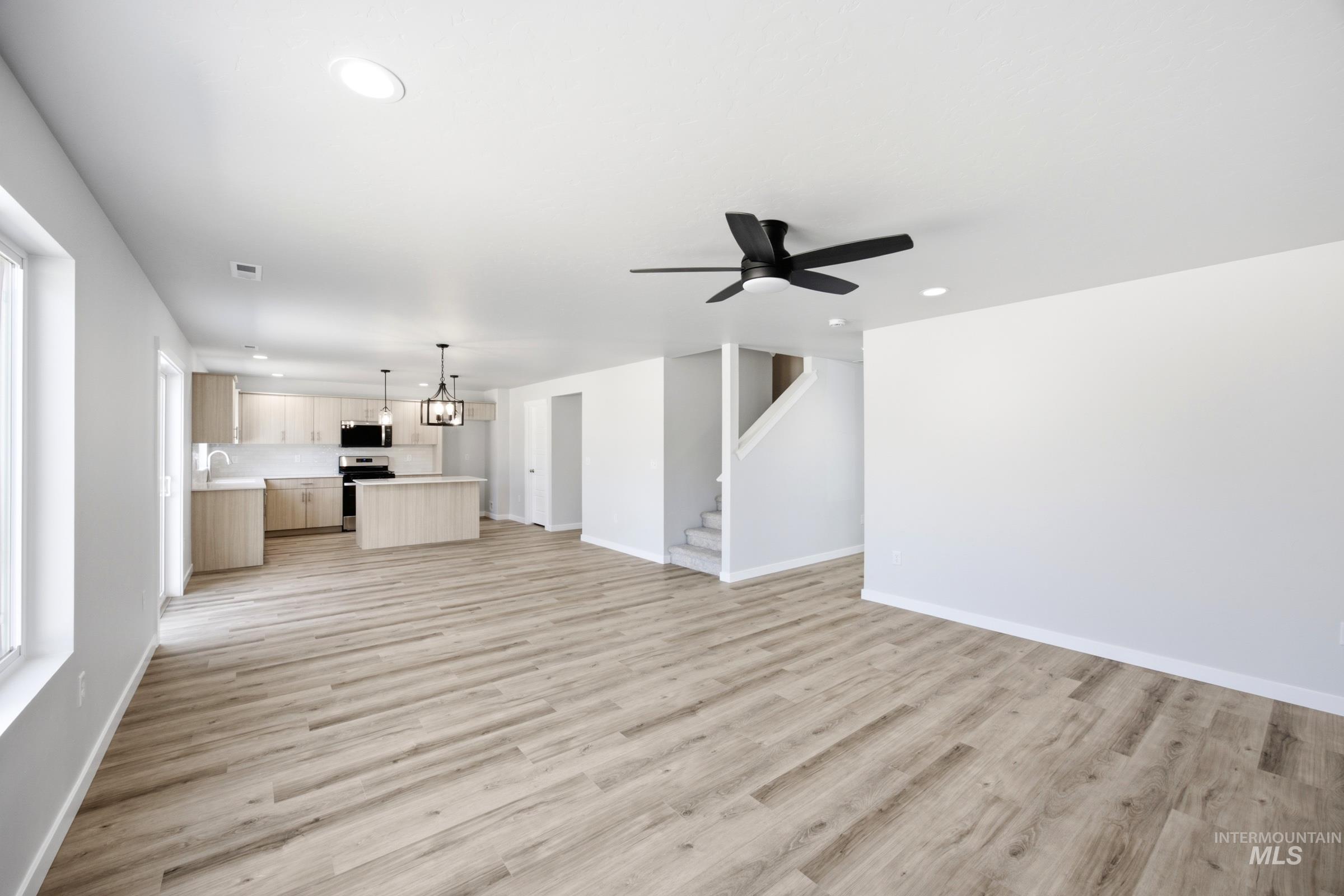 5409 S Edgecomb Way Property Photo 10