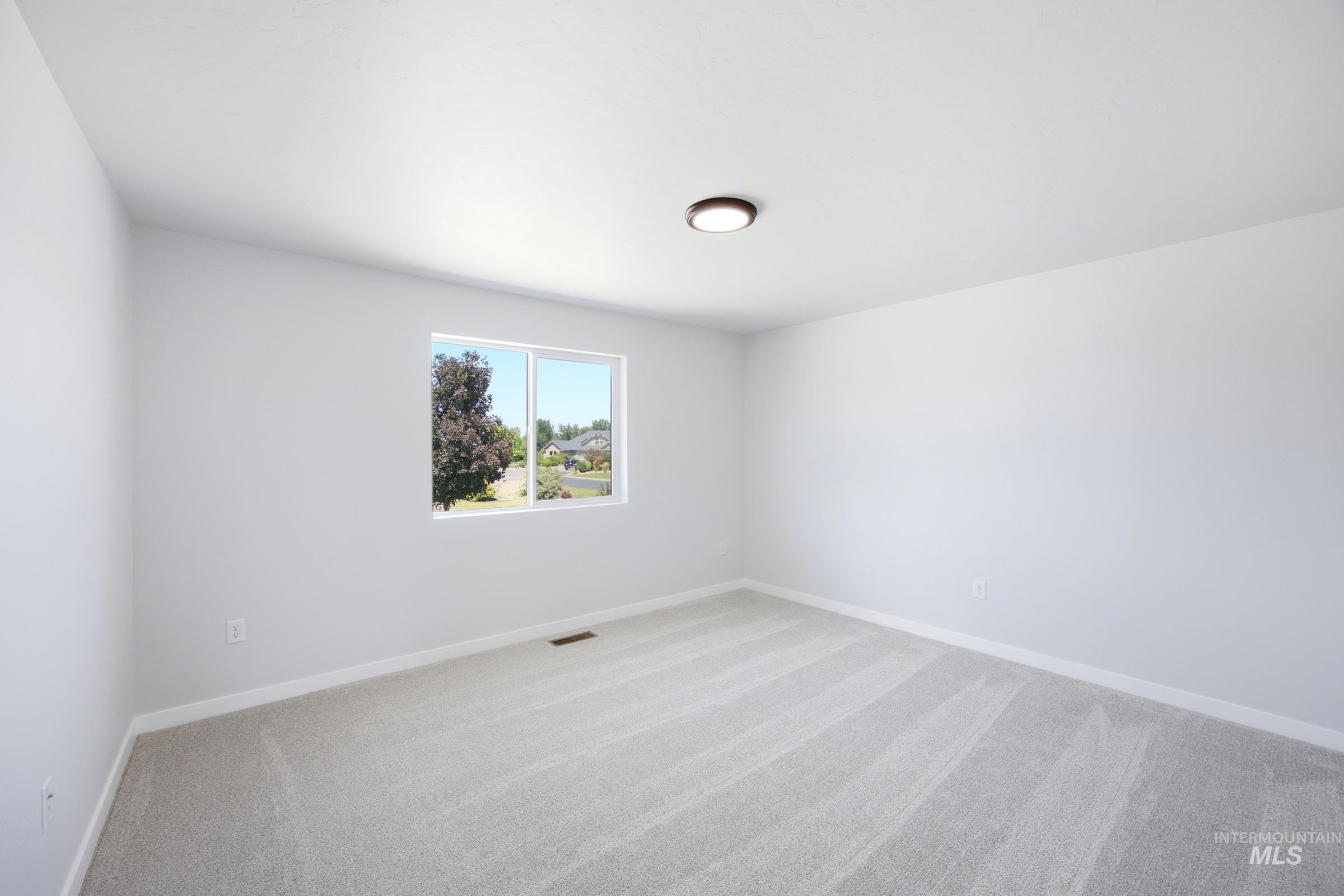 5409 S Edgecomb Way Property Photo 13