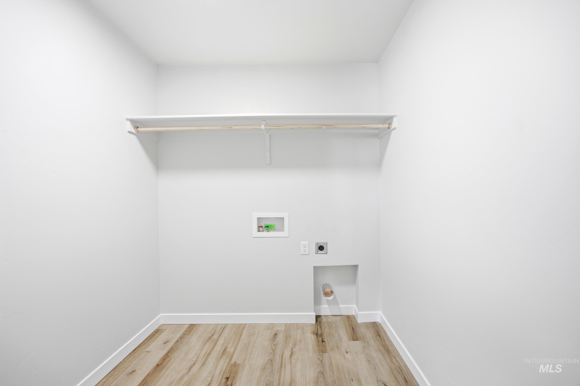 5409 S Edgecomb Way Property Photo 19