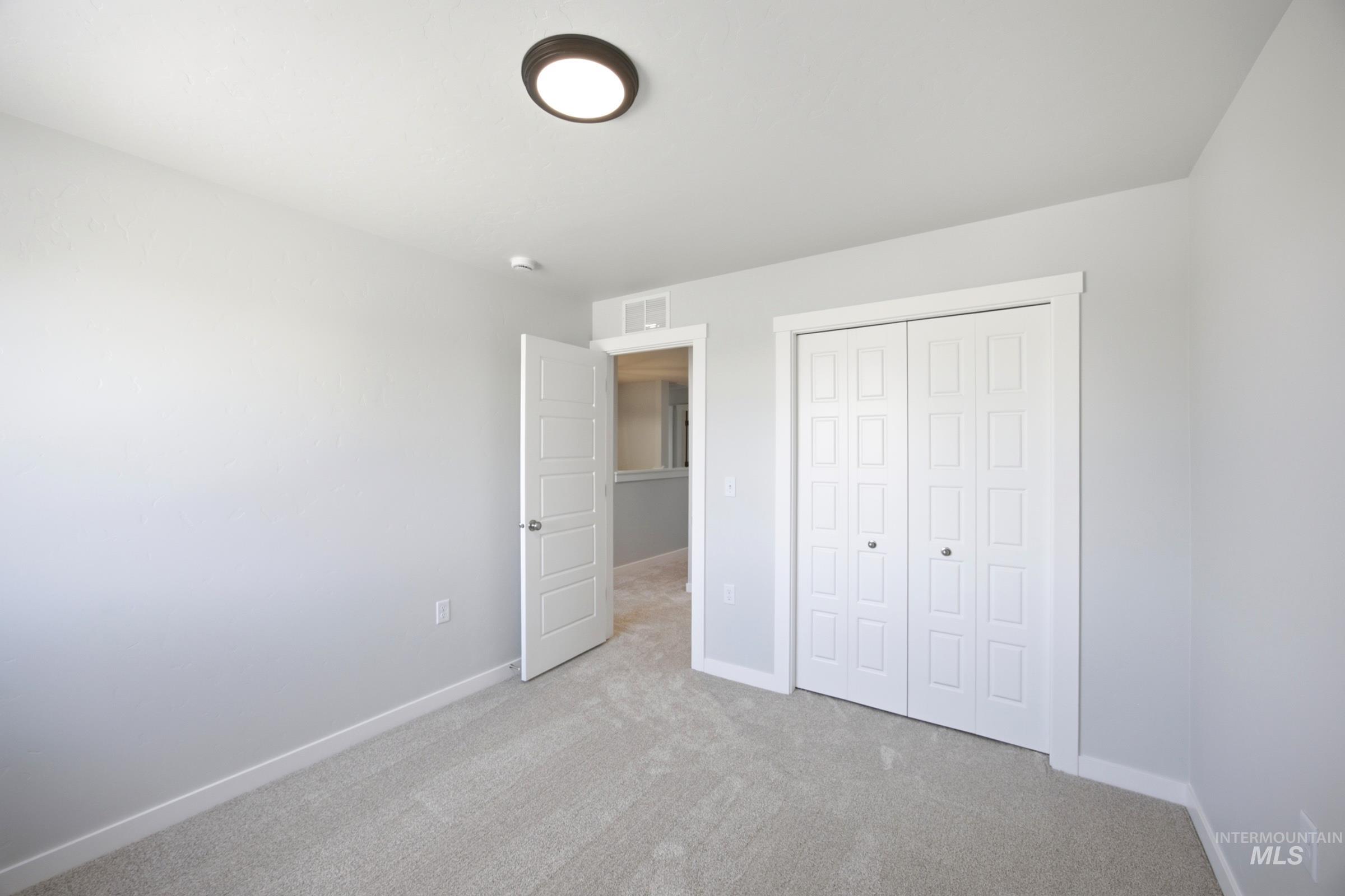 5409 S Edgecomb Way Property Photo 24