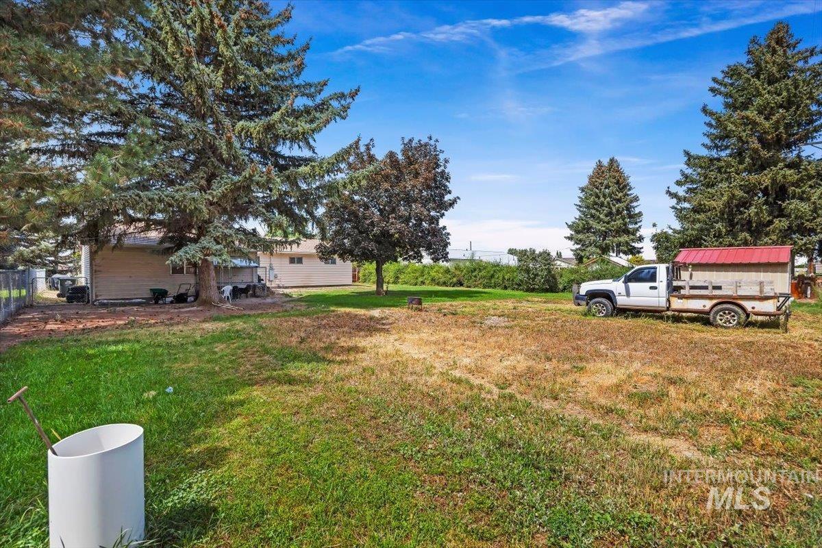 604 Birch Dr Property Photo 15