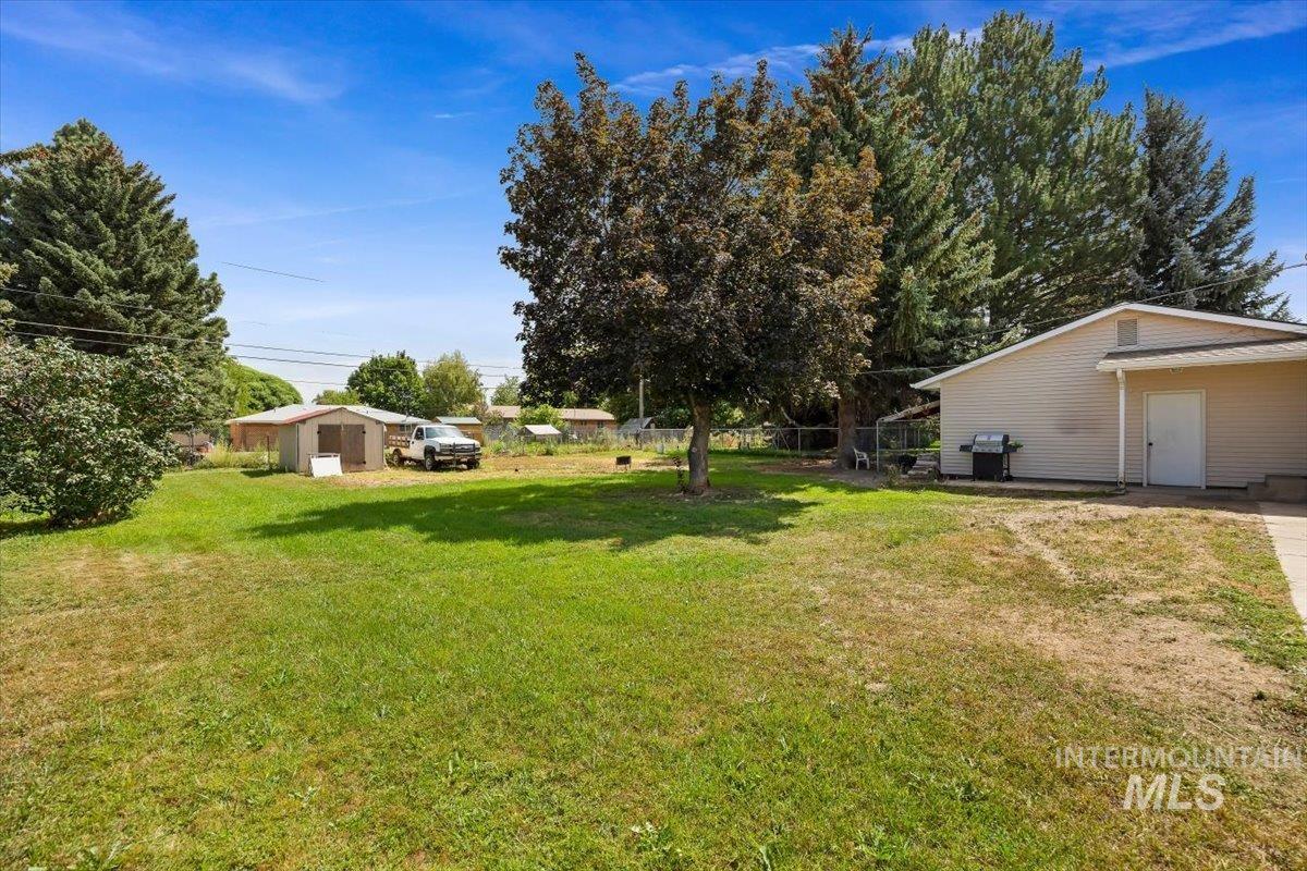 604 Birch Dr Property Photo 16