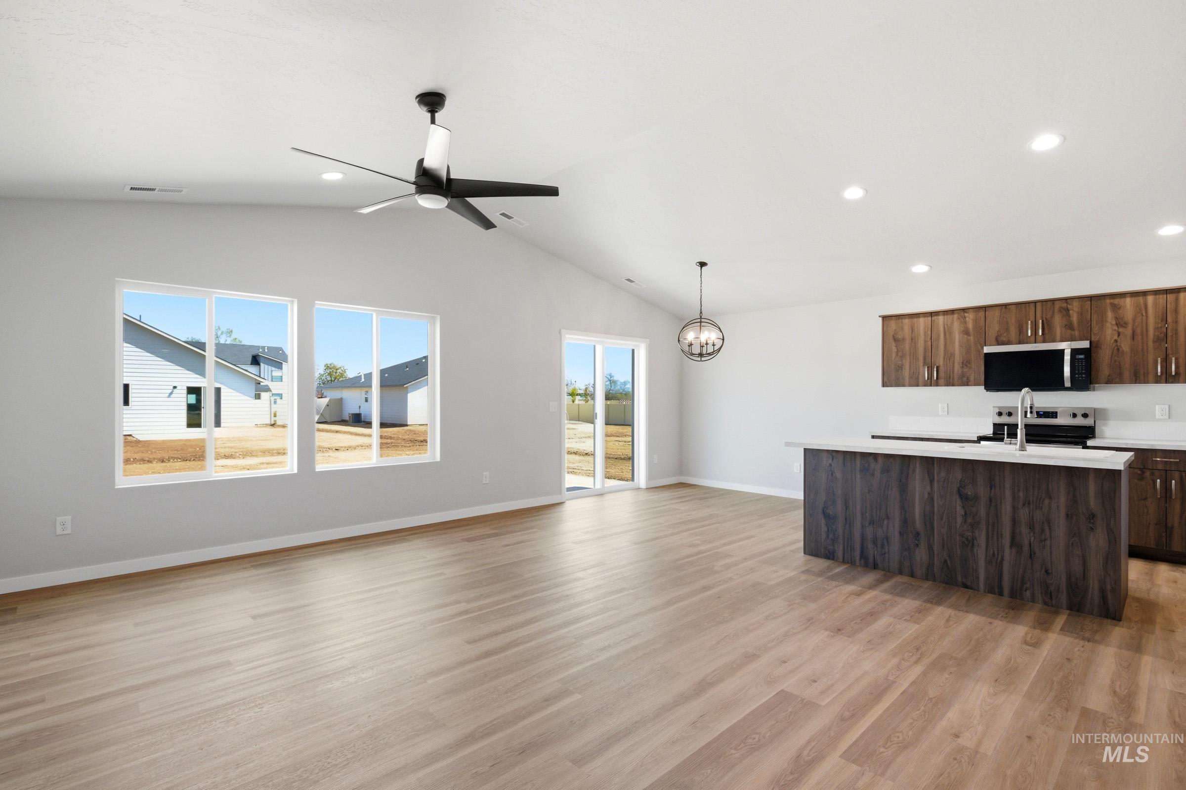 3790 E Freedom Tower Dr Property Photo 16