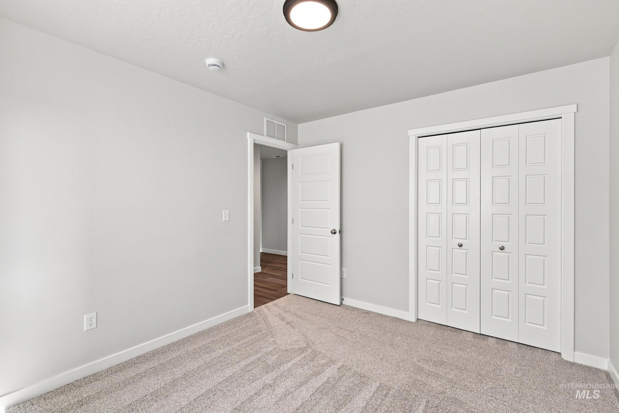 15388 Patriot Ave Property Photo 15