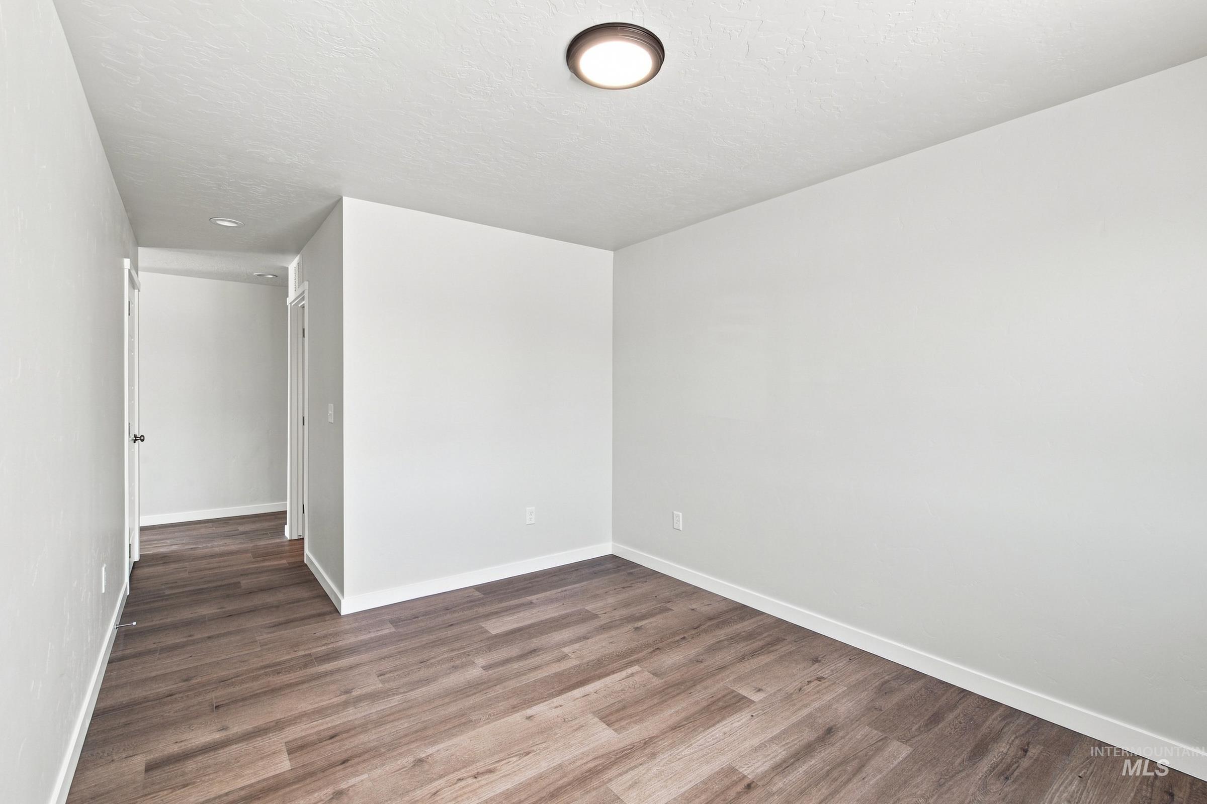 15388 Patriot Ave Property Photo 19