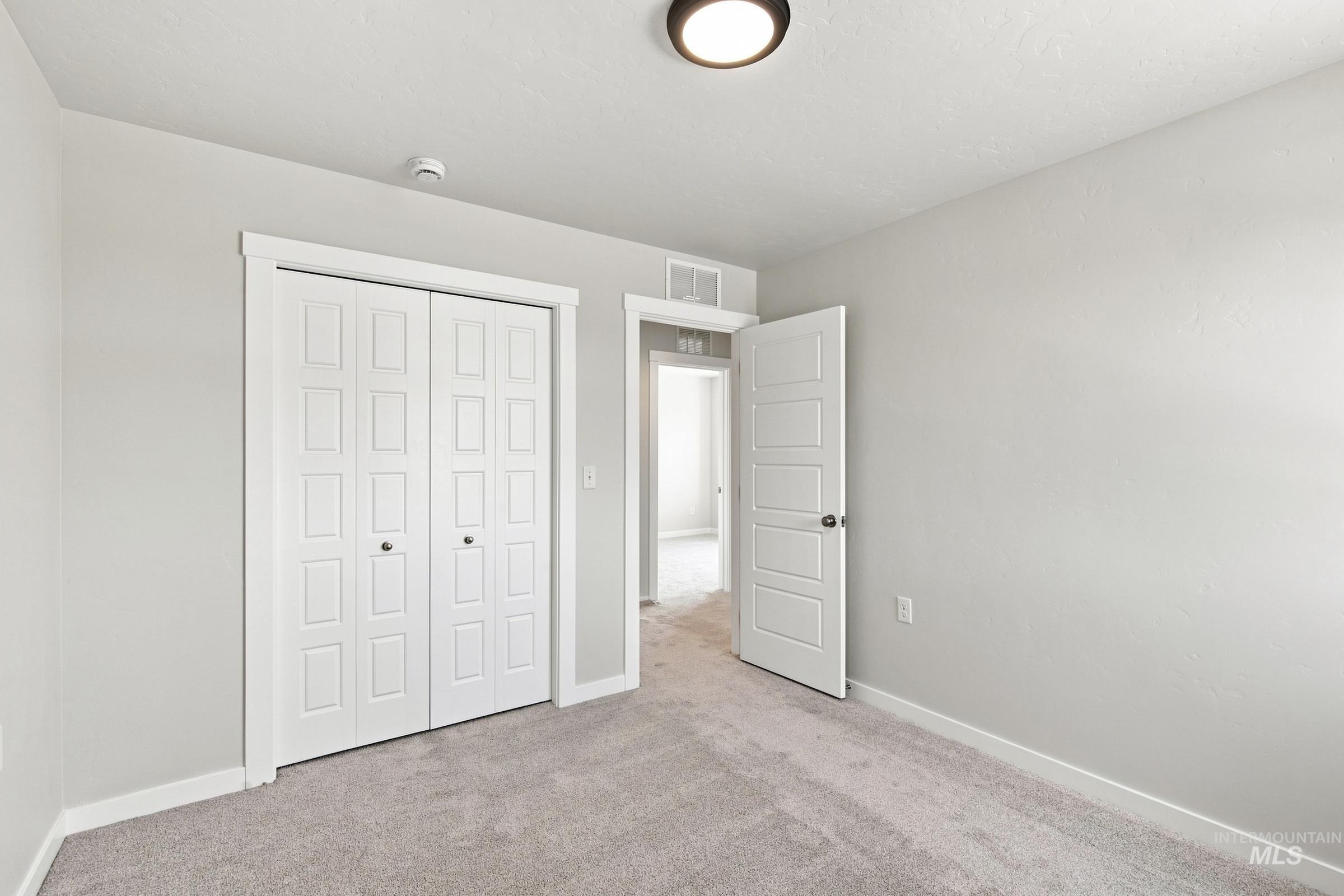 15376 Patriot Ave Property Photo 18