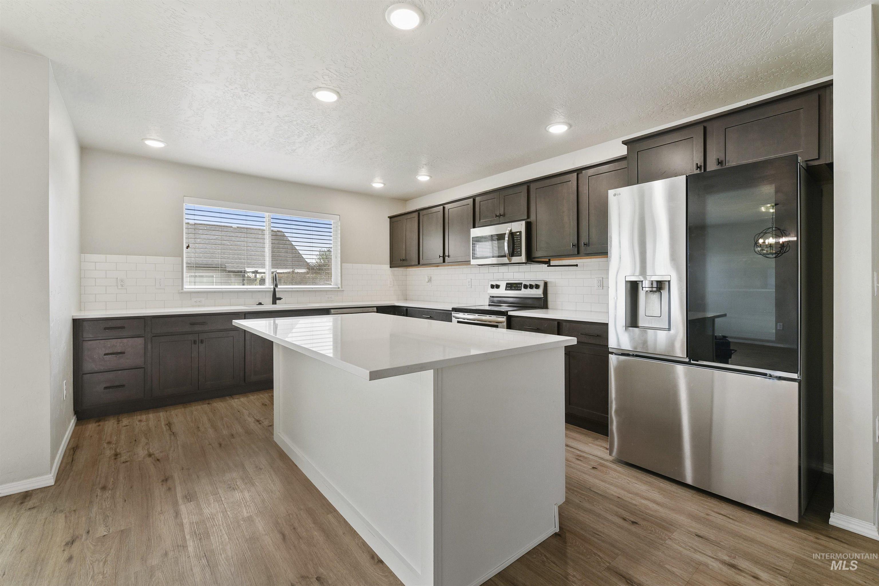 13178 S Wind River Ave Property Photo 9
