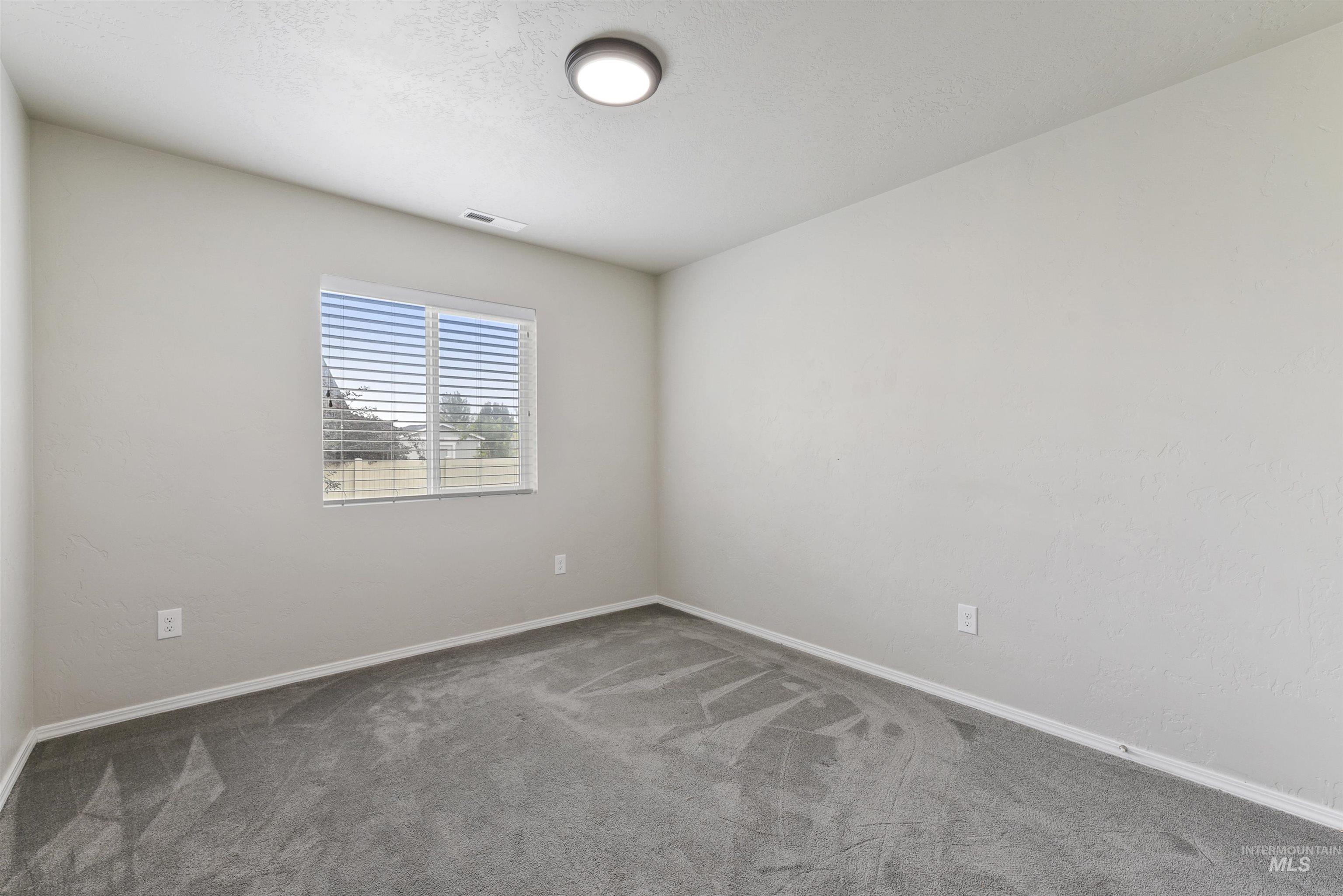 13178 S Wind River Ave Property Photo 12