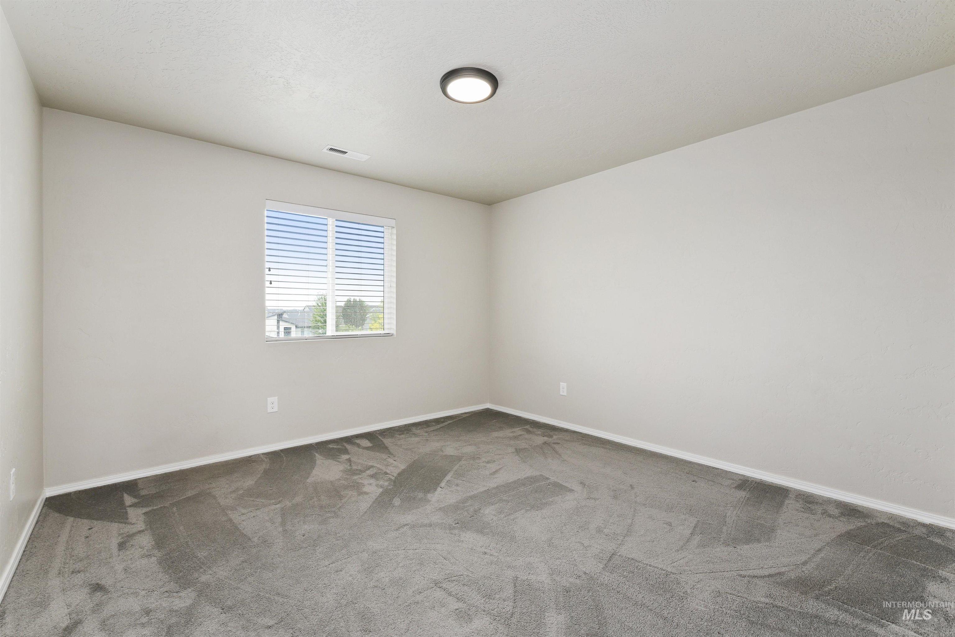 13178 S Wind River Ave Property Photo 24