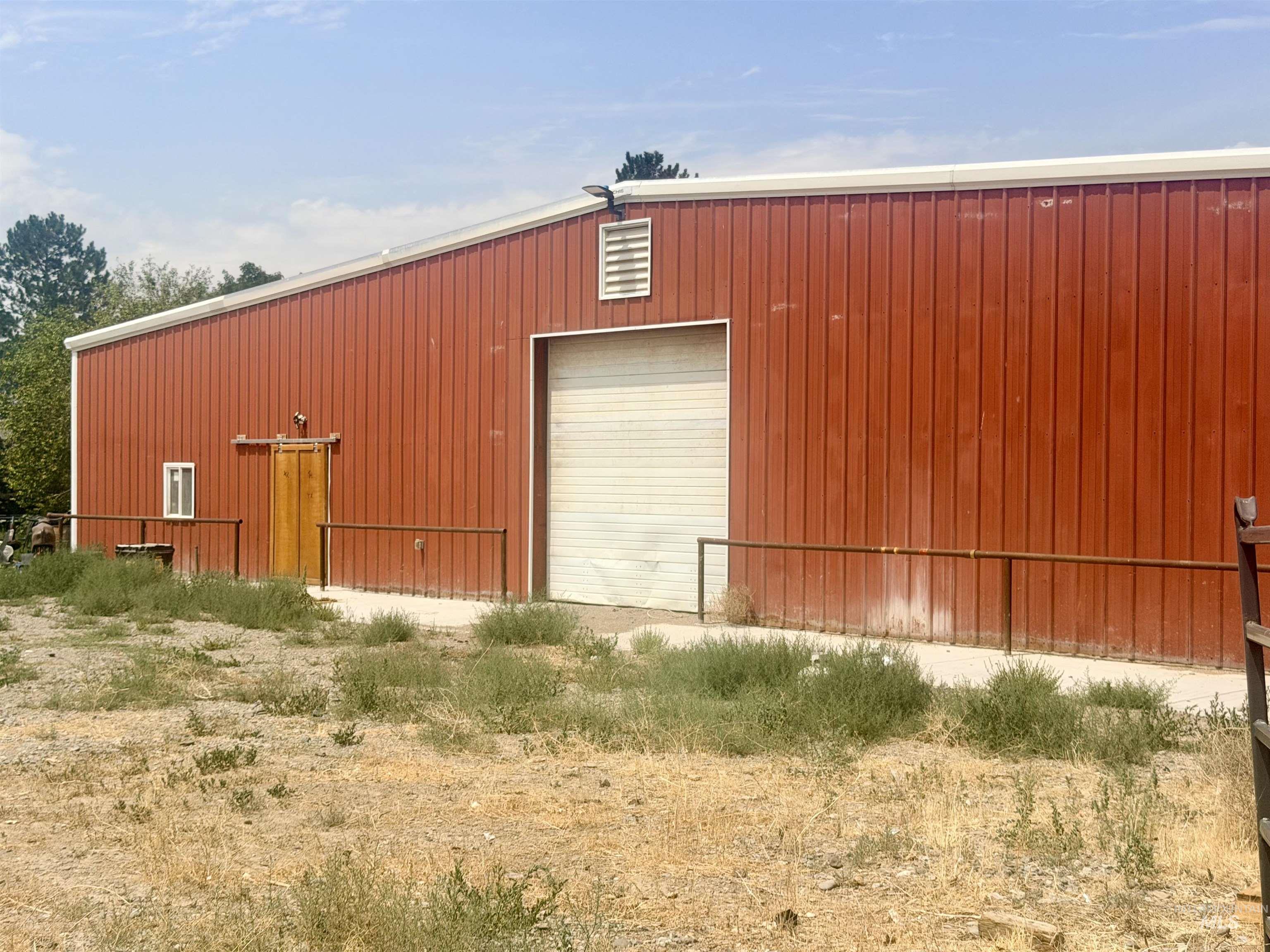 151 E 5600 N Property Photo 44