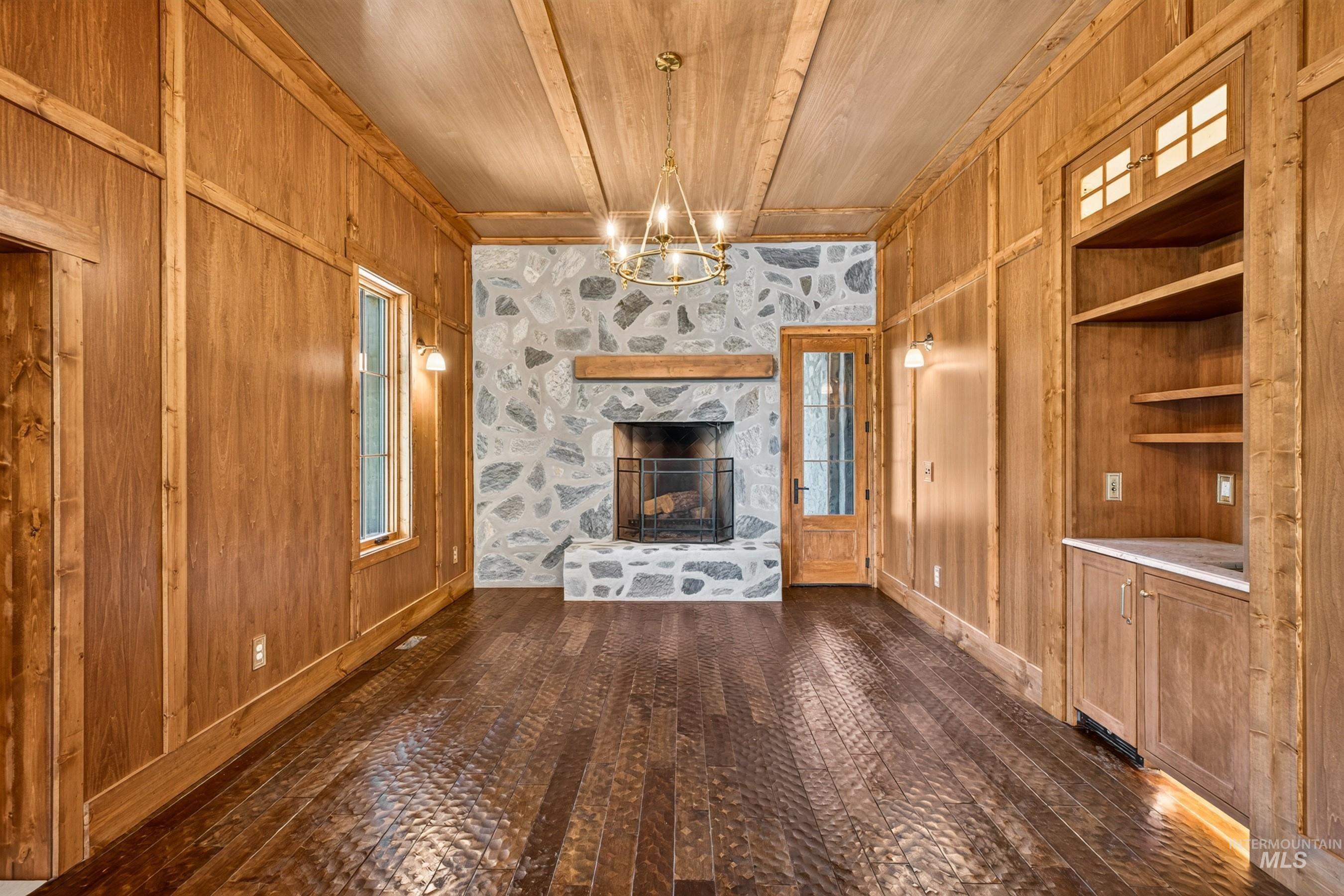 25 Haystack Court Property Photo 17