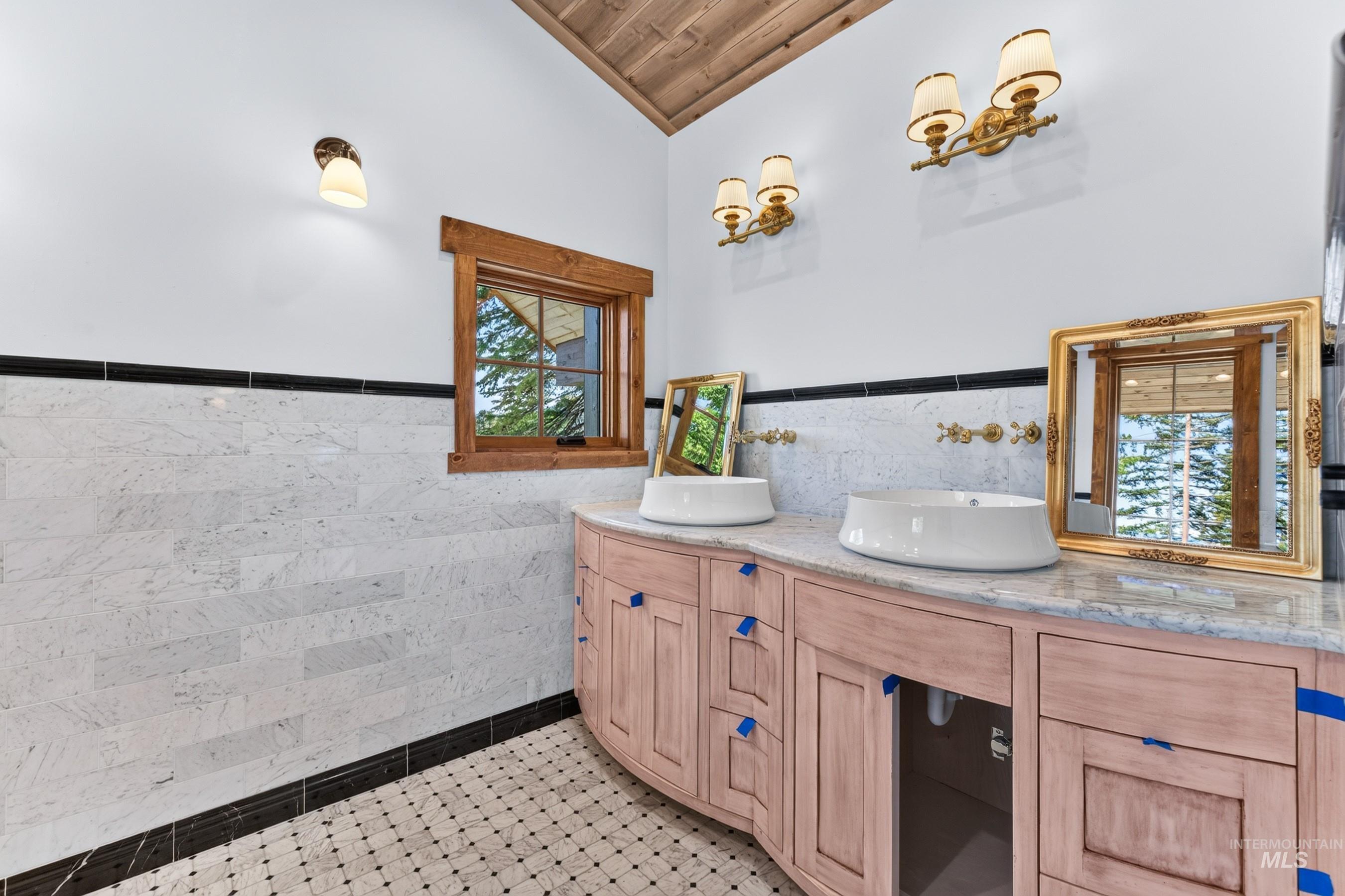 25 Haystack Court Property Photo 32