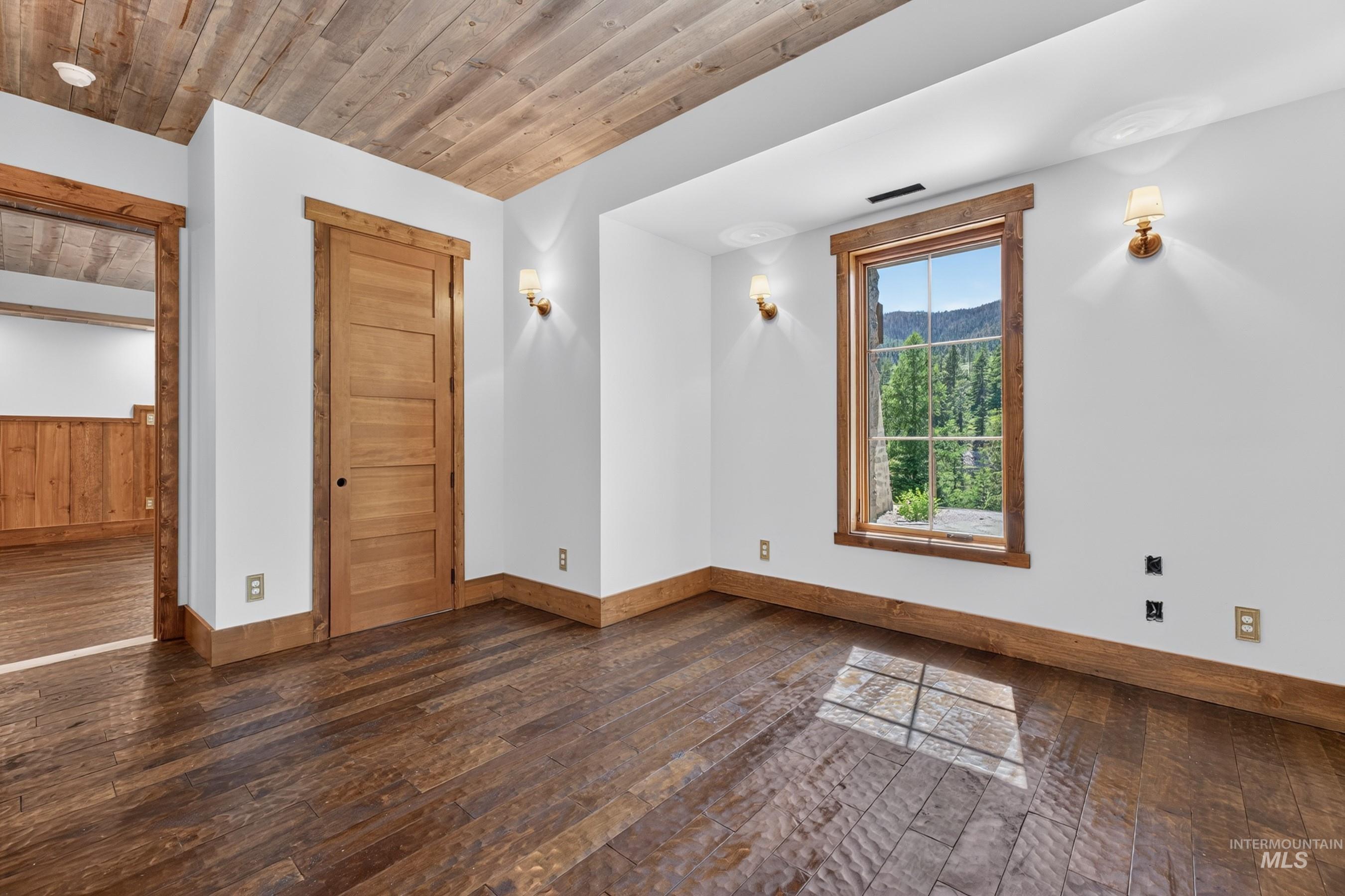 25 Haystack Court Property Photo 42
