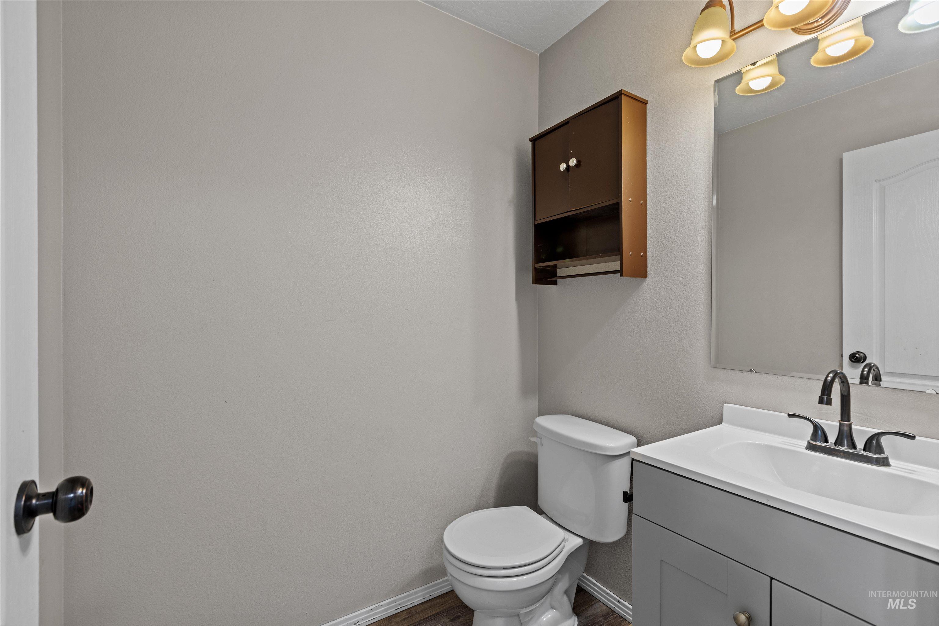 5794 Thompson Rd Property Photo 17