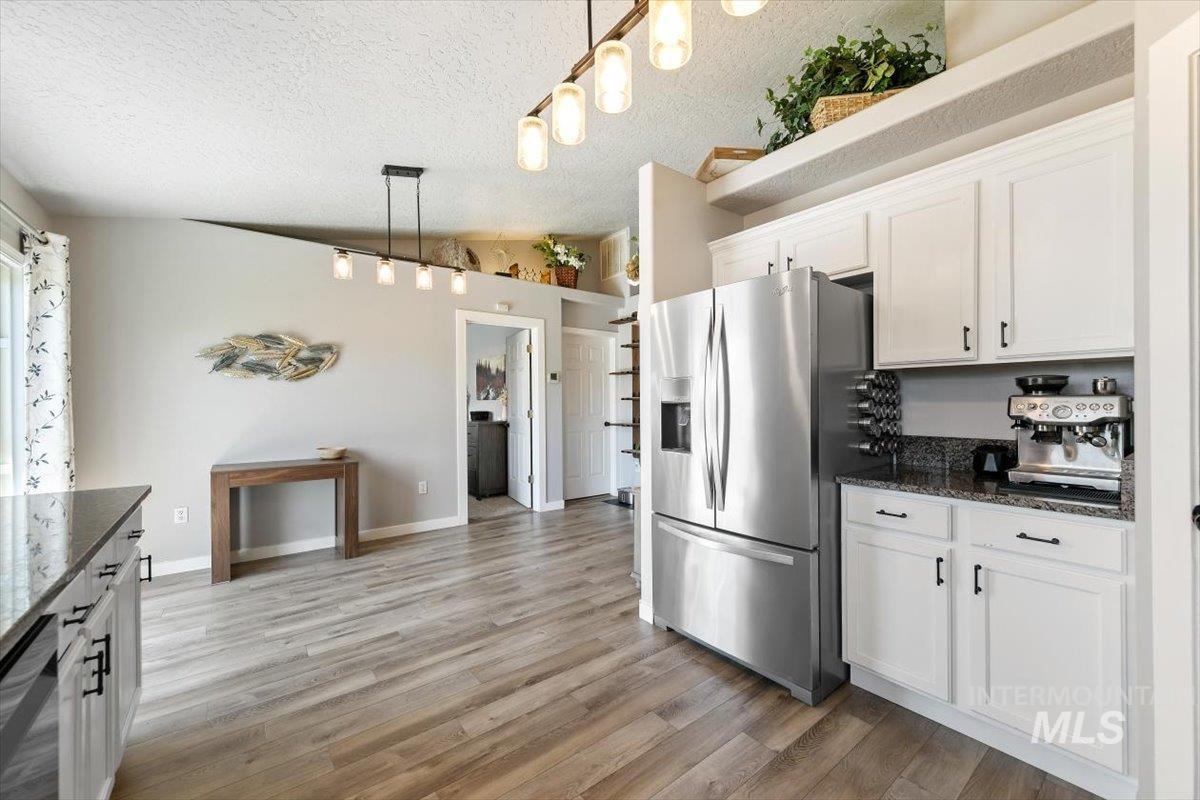 3309 Robinhood Loop Property Photo 15