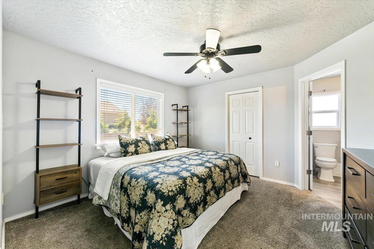 3309 Robinhood Loop Property Photo 18