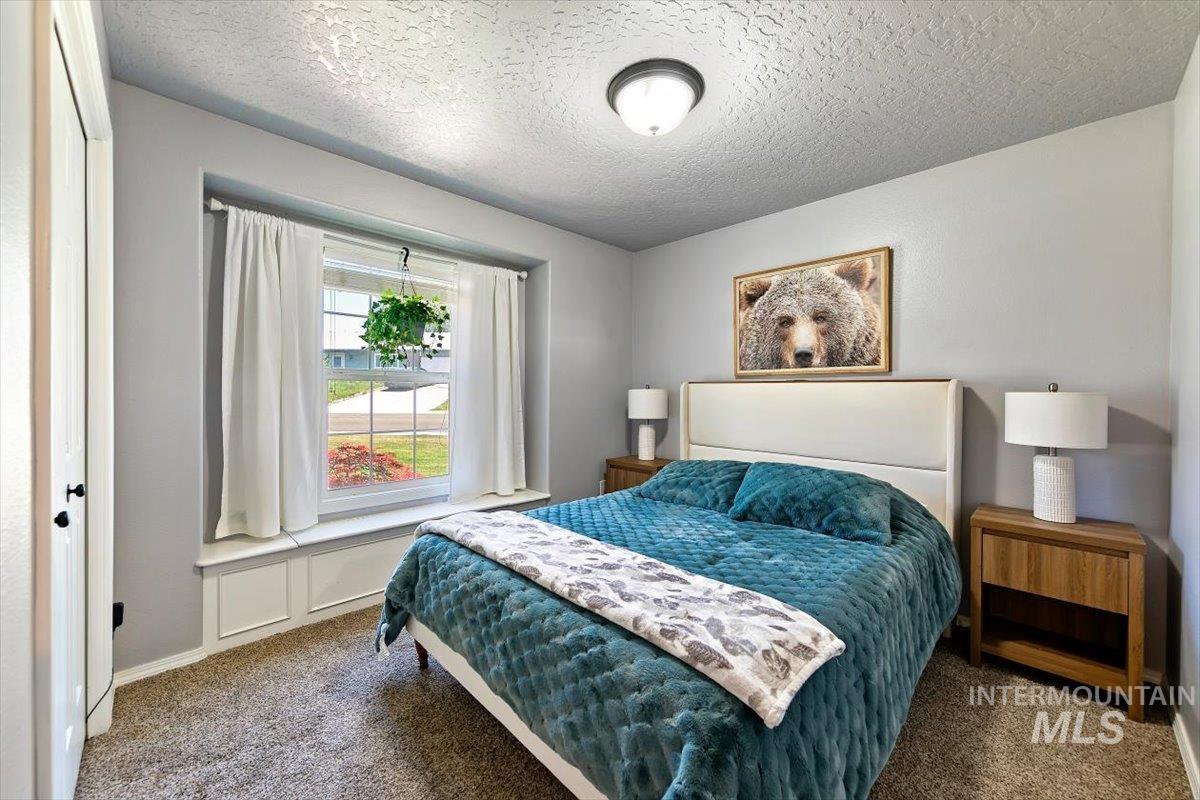 3309 Robinhood Loop Property Photo 23