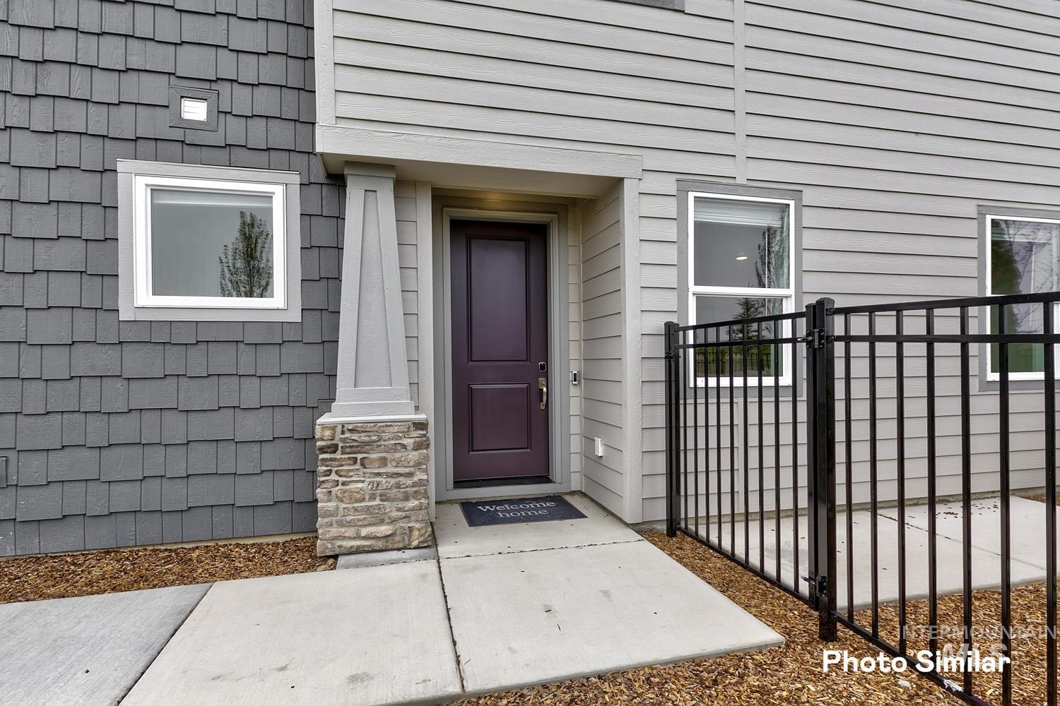 1759 N Red Pine Ave Property Photo 4