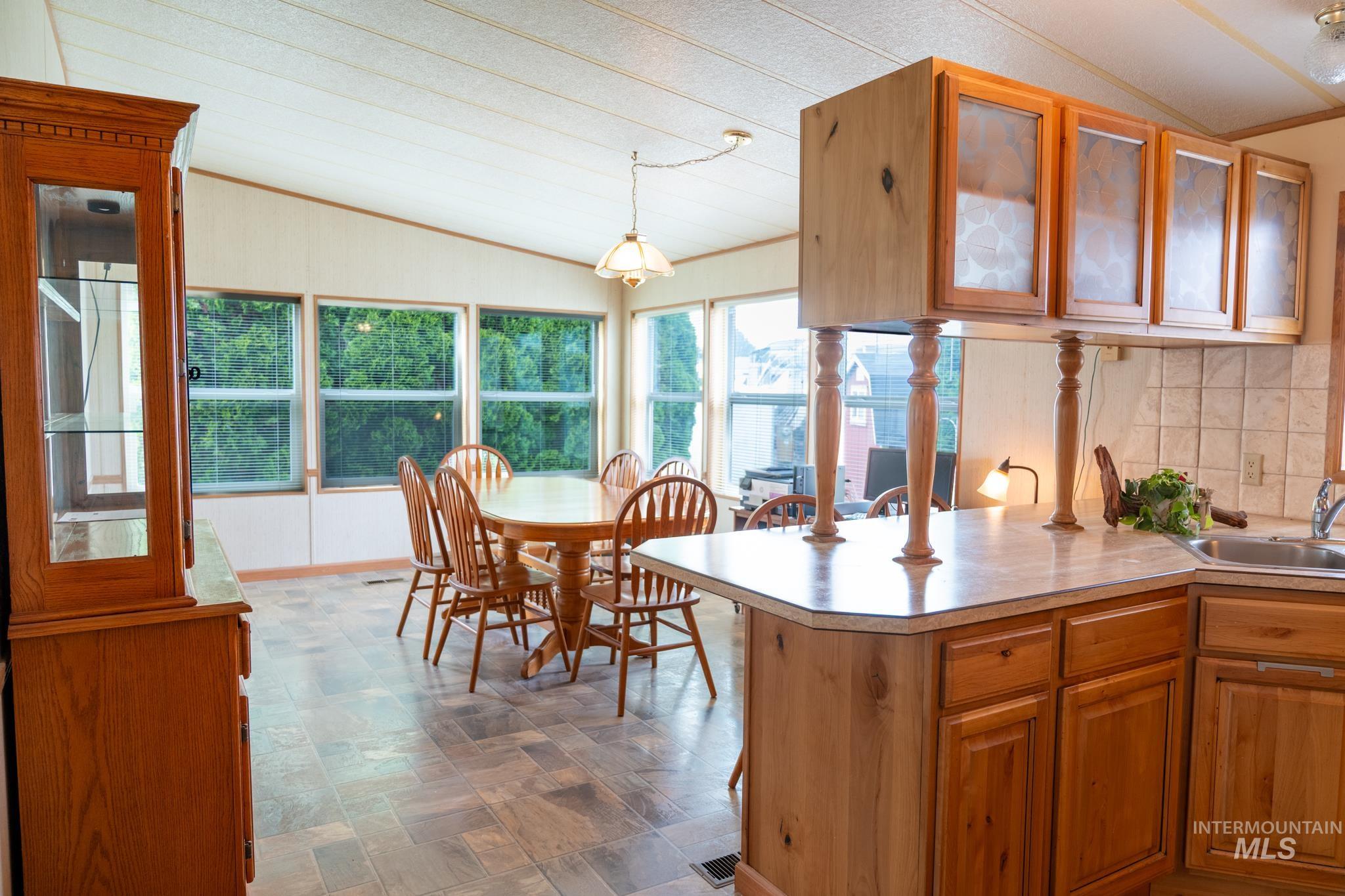 75 Winegar Property Photo 2