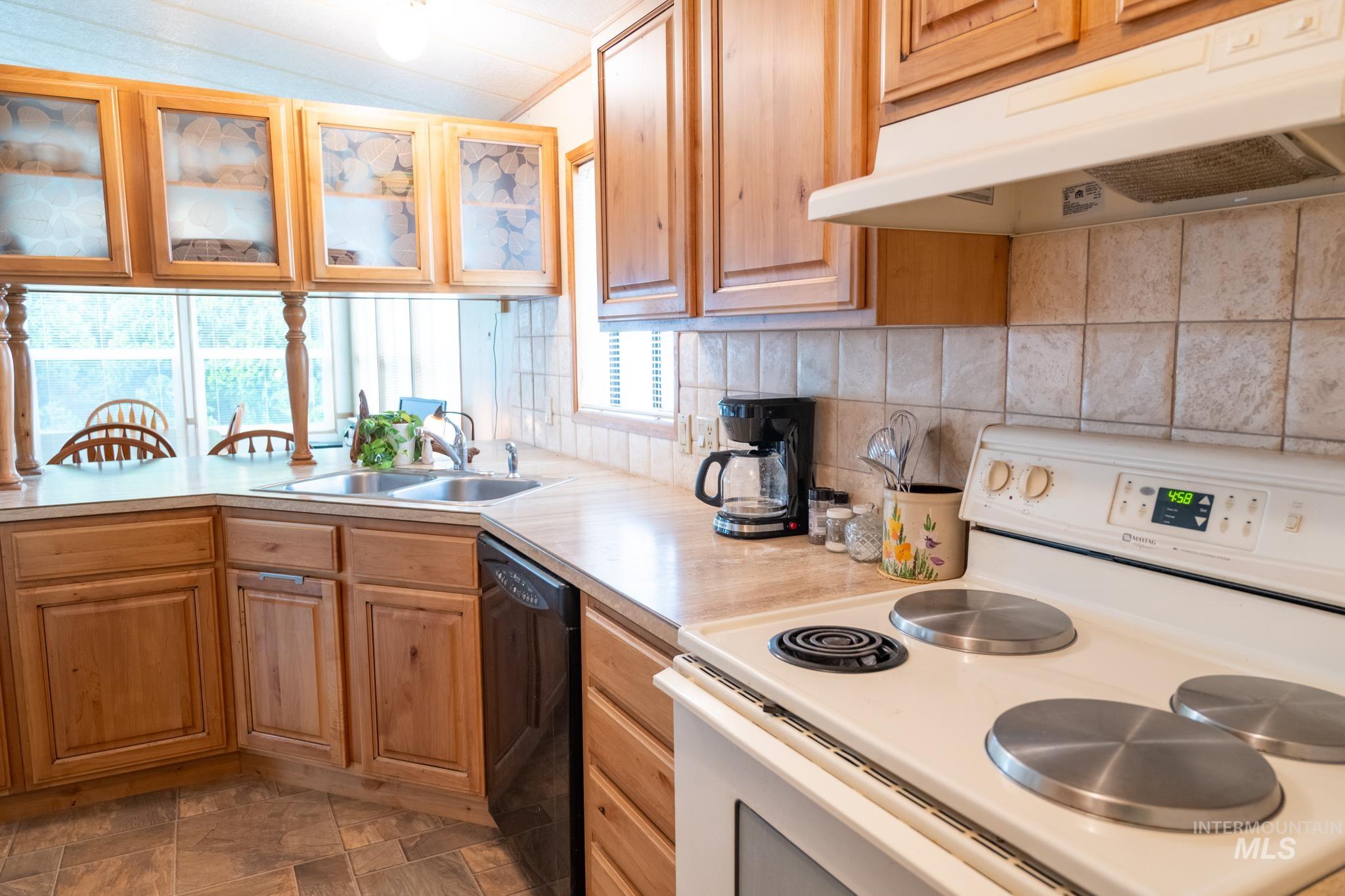 75 Winegar Property Photo 7