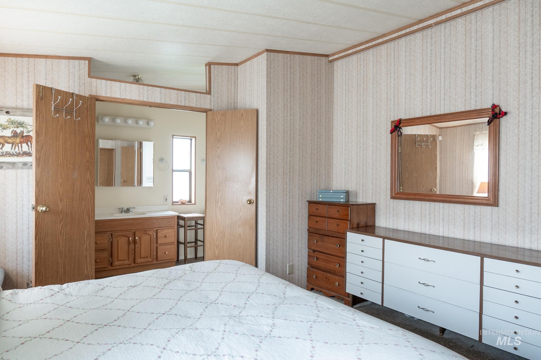 75 Winegar Property Photo 19