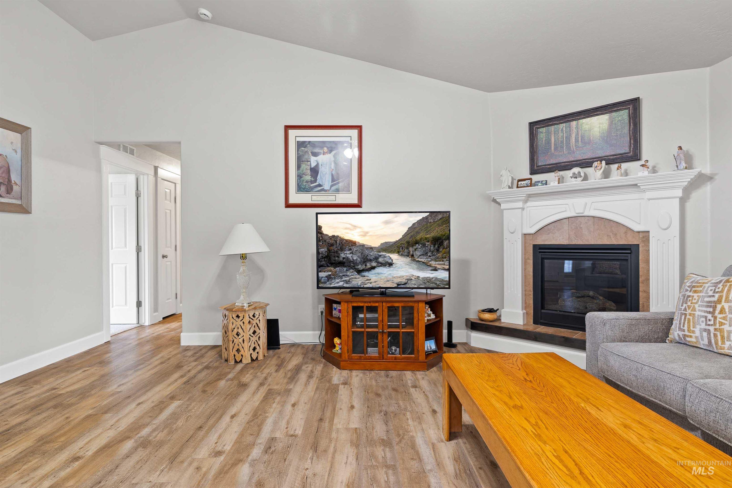 2051 Blue Sky Lane Property Photo 10