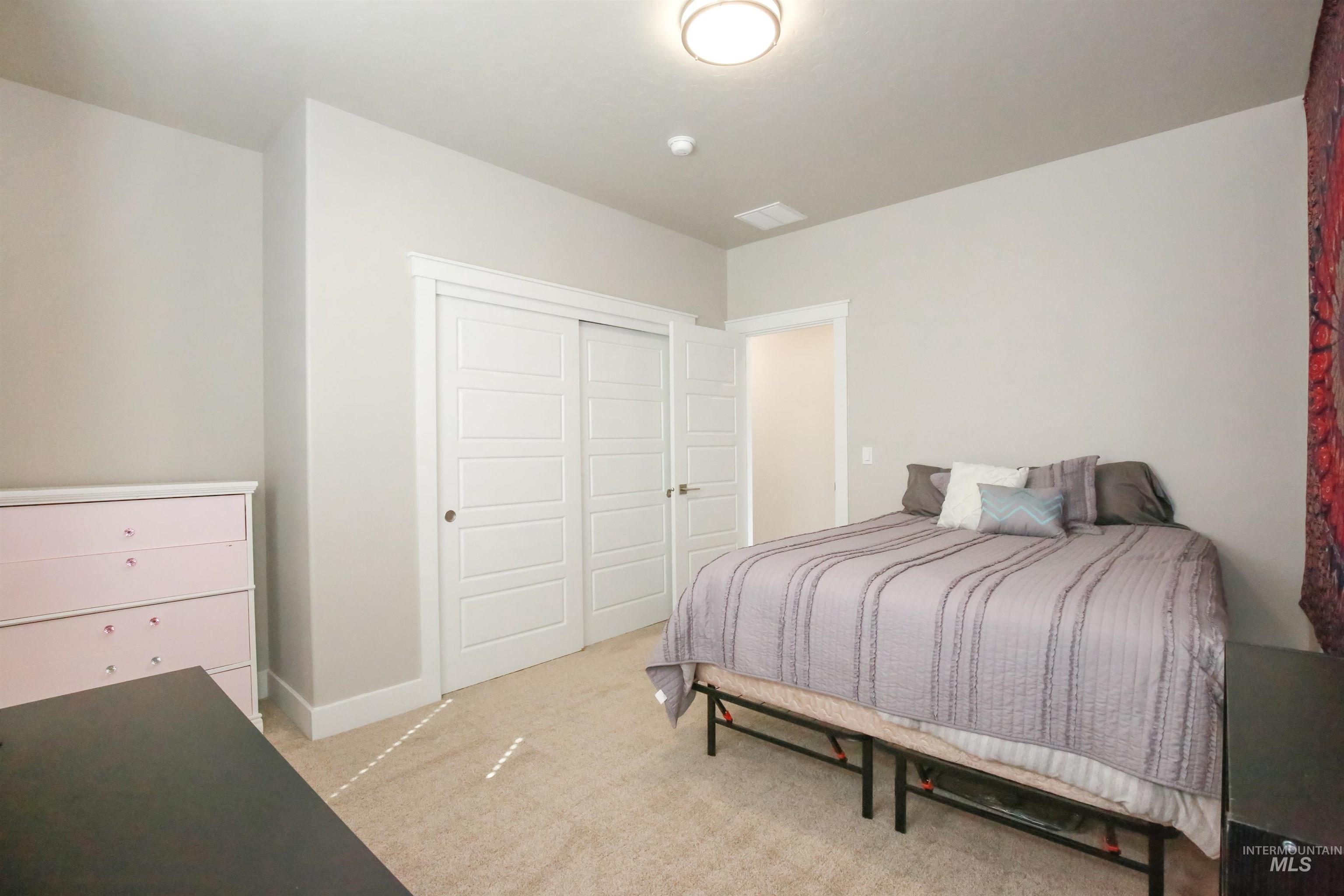 1315 Cantebria Way Property Photo 20