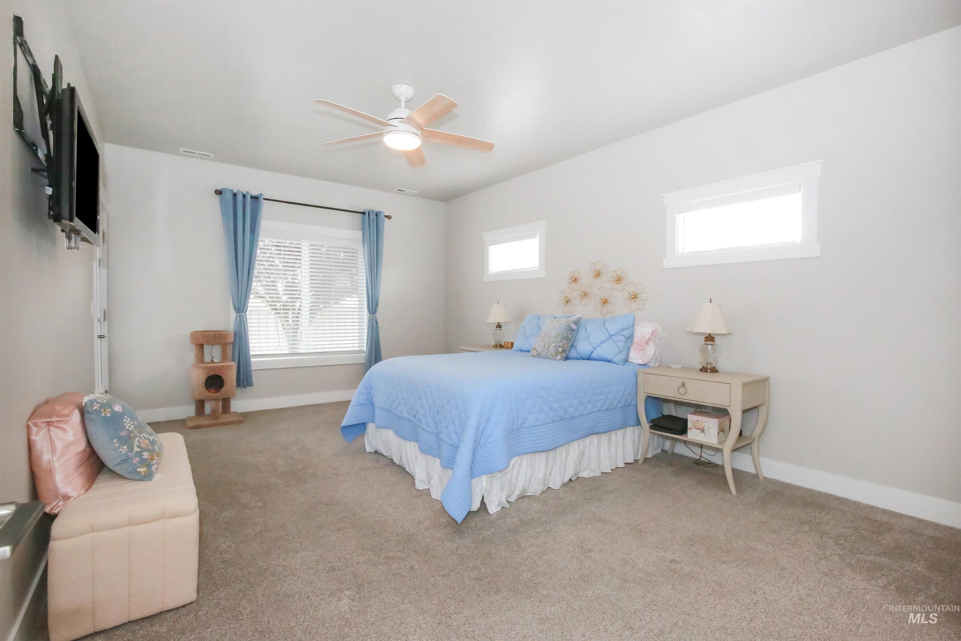 1315 Cantebria Way Property Photo 20