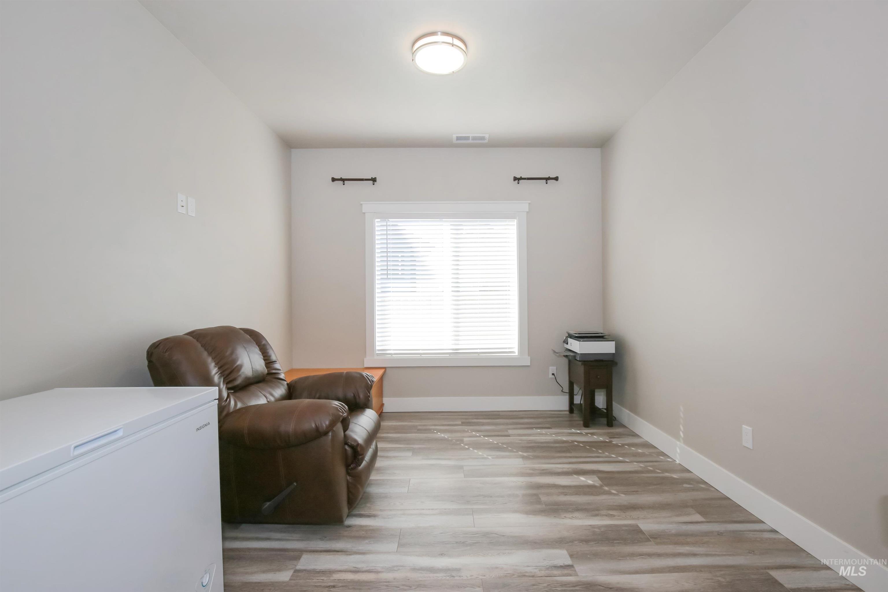 1315 Cantebria Way Property Photo 24