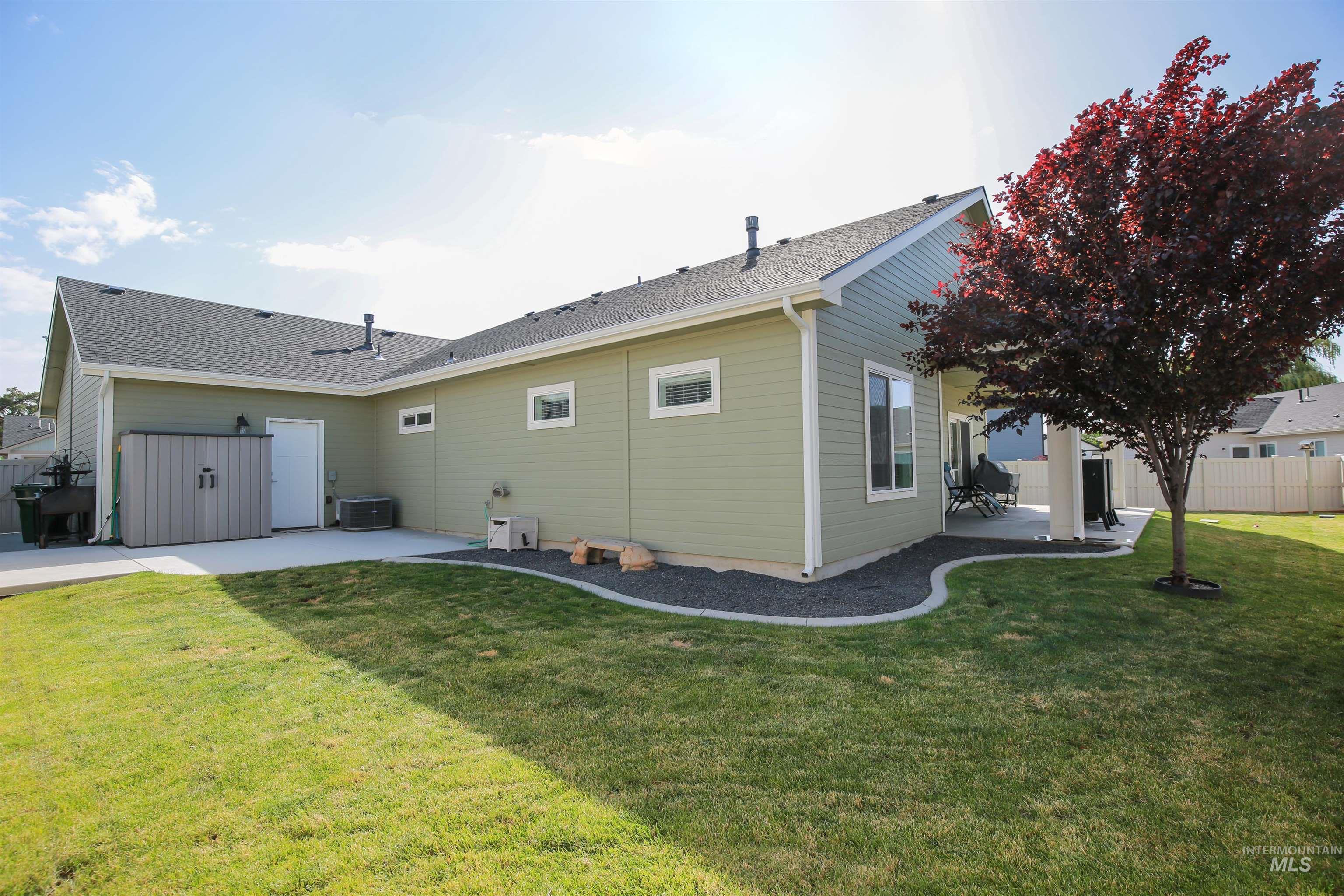 1315 Cantebria Way Property Photo 29