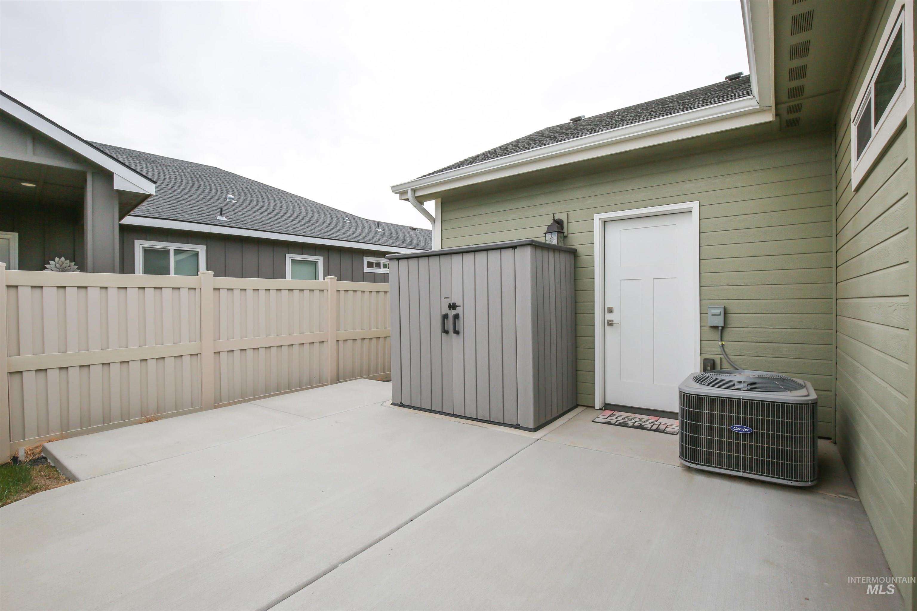 1315 Cantebria Way Property Photo 34