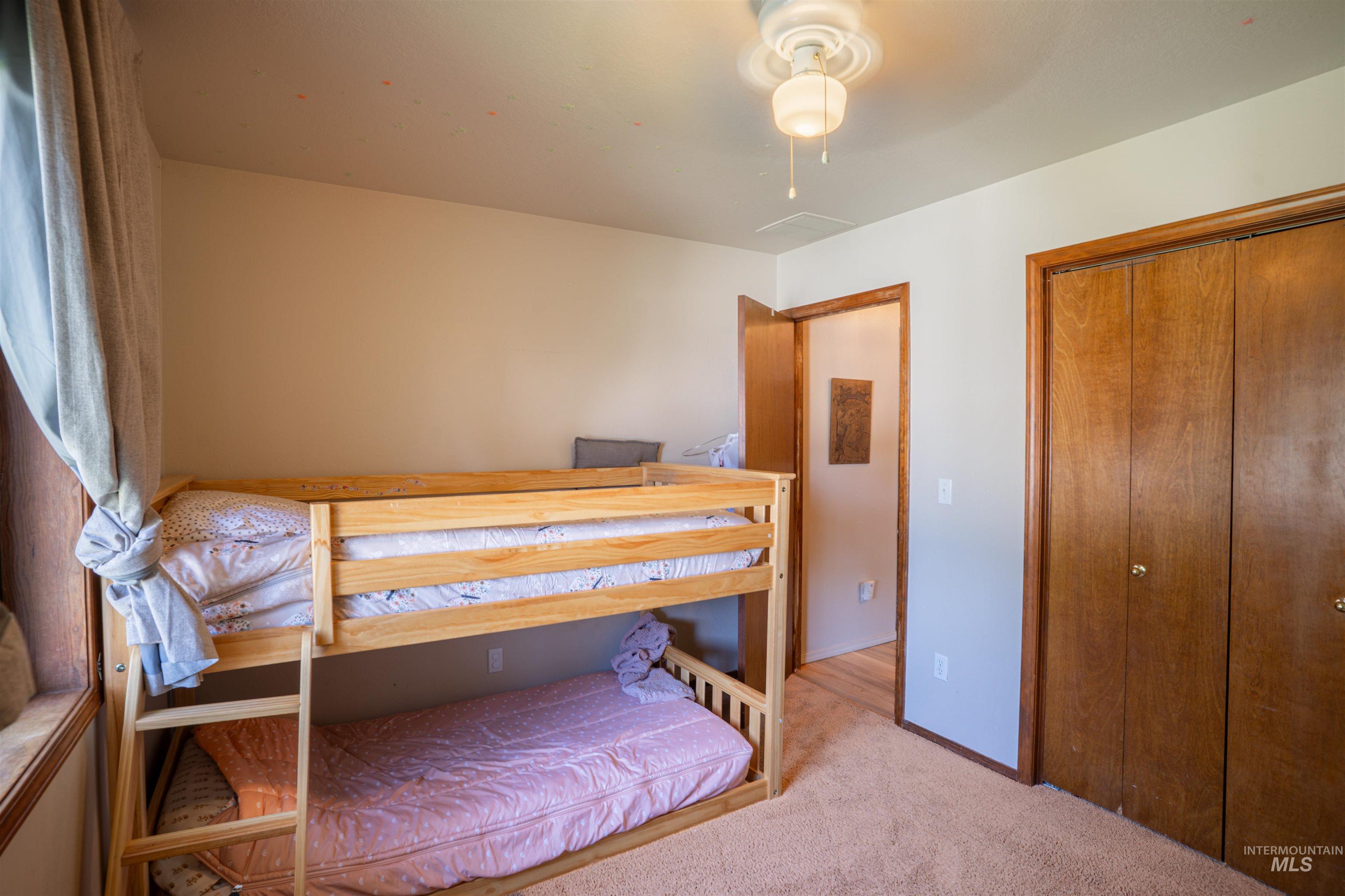2711 Elizabeth Blvd Property Photo 2