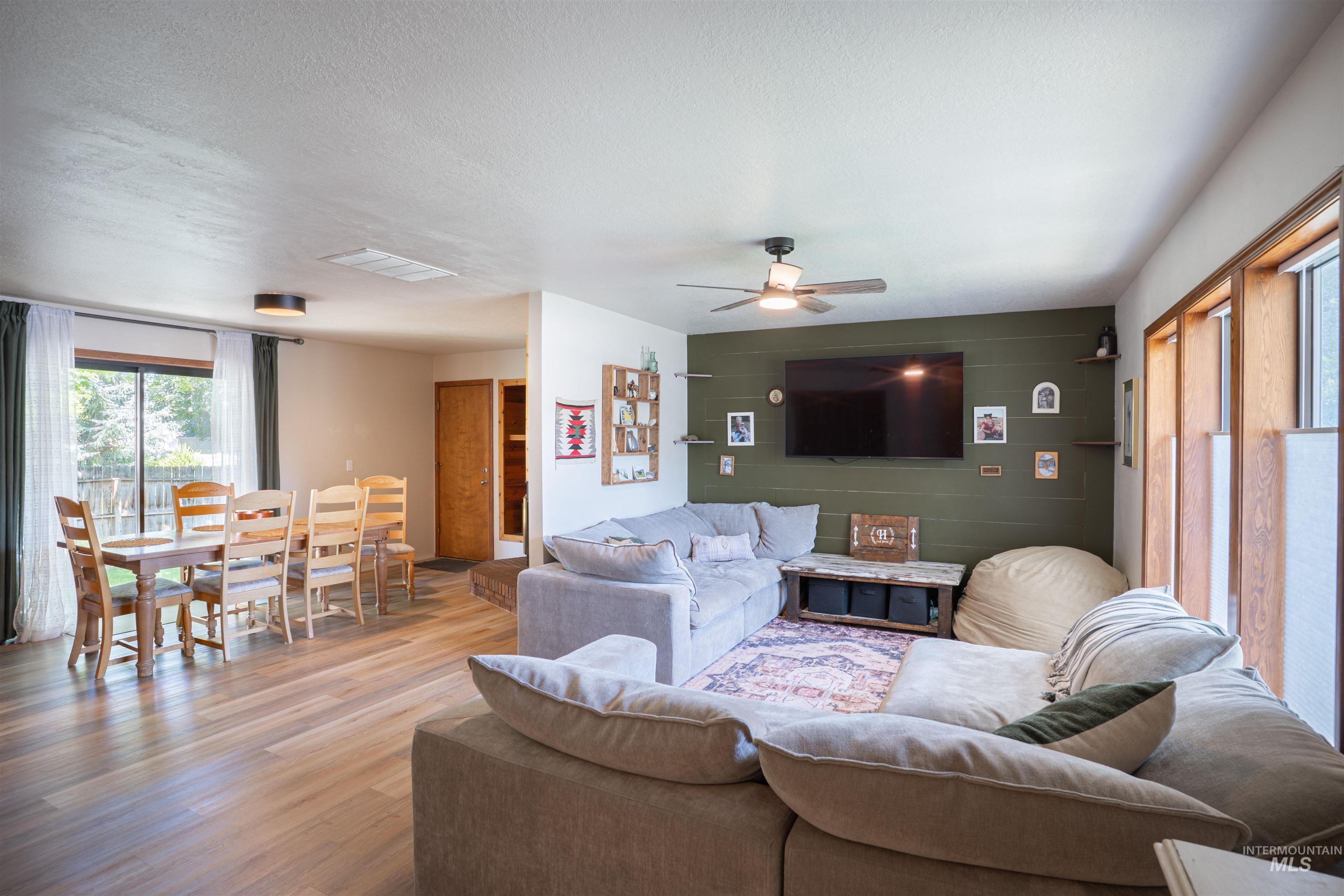 2711 Elizabeth Blvd Property Photo 5