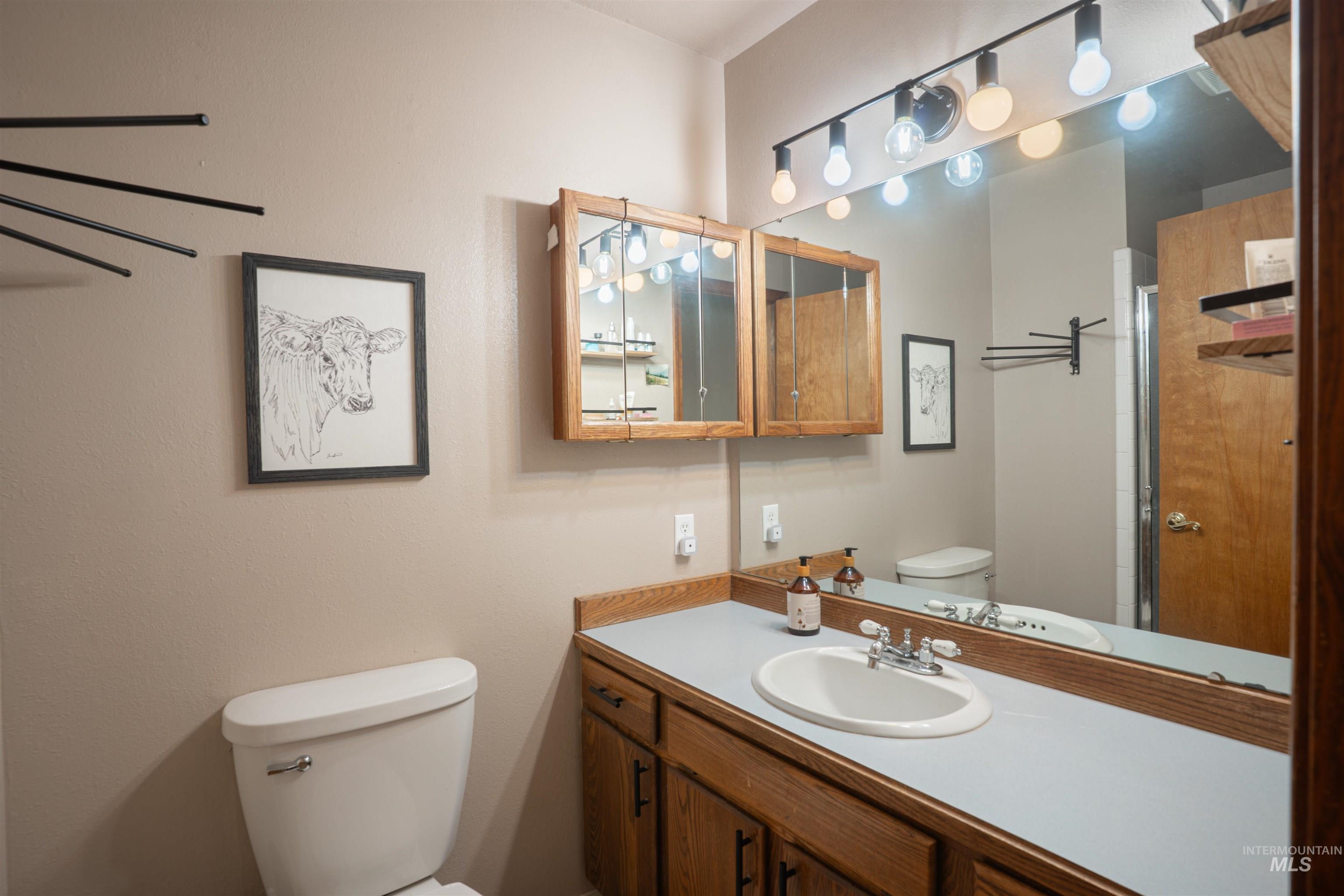 2711 Elizabeth Blvd Property Photo 10