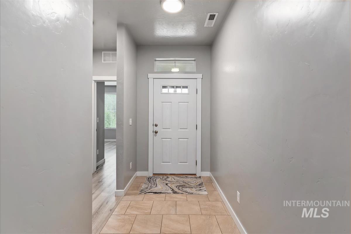 5971 S Chinook Way Property Photo 2