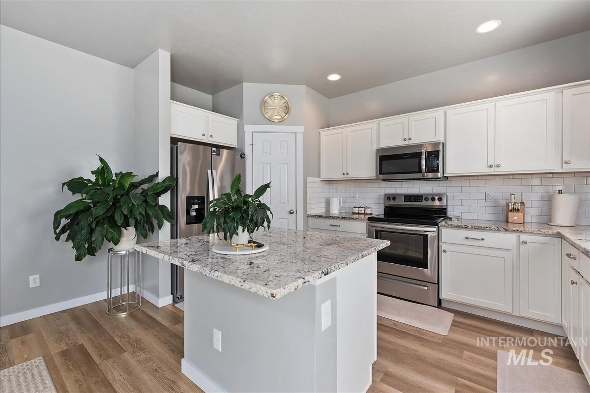 5971 S Chinook Way Property Photo 8
